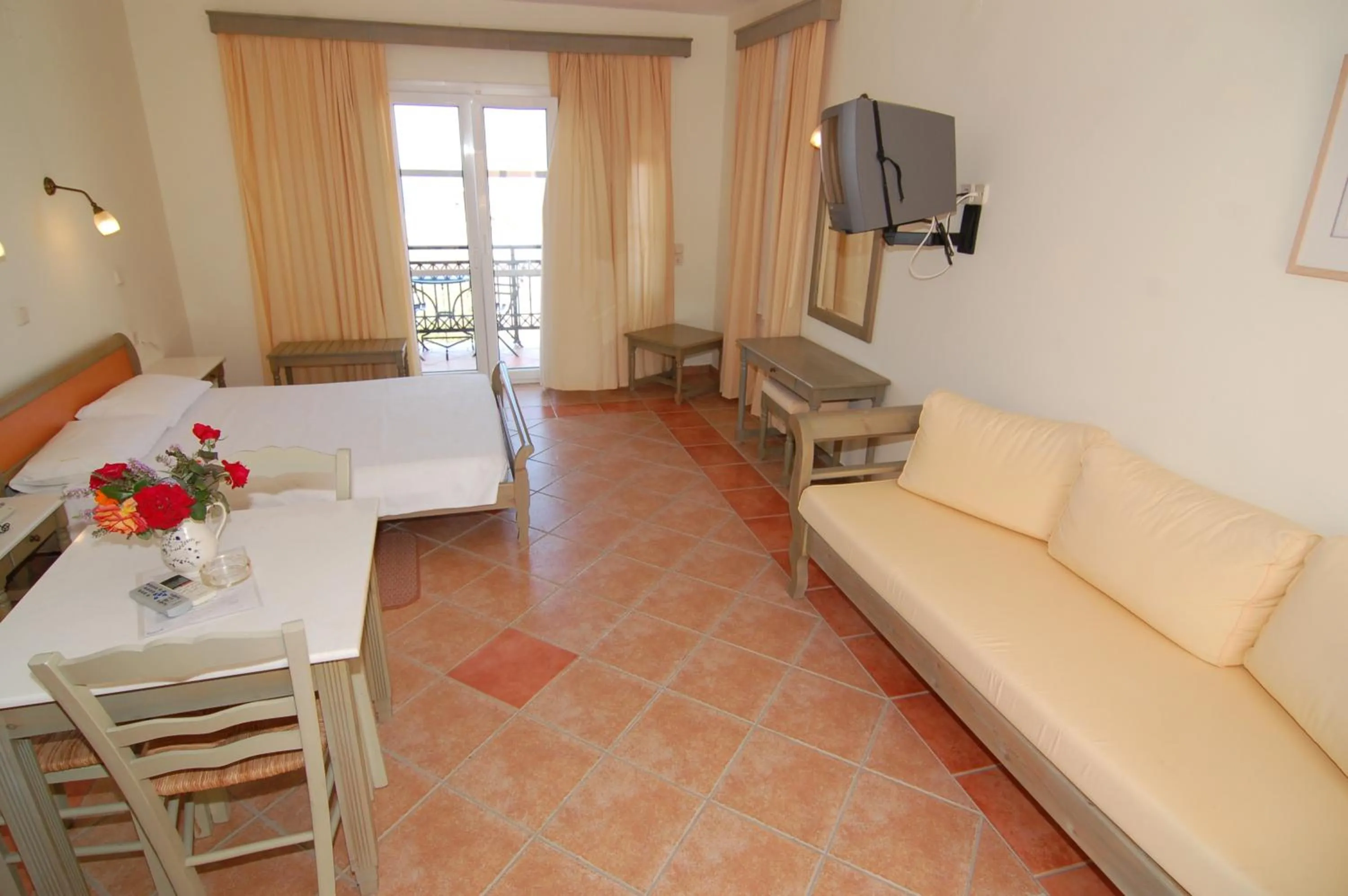 Day in Panselinos Hotel