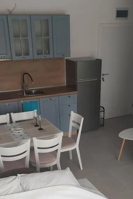 Kitchen/Kitchenette in Апартамент в Green Life Beach Resort Sozopol