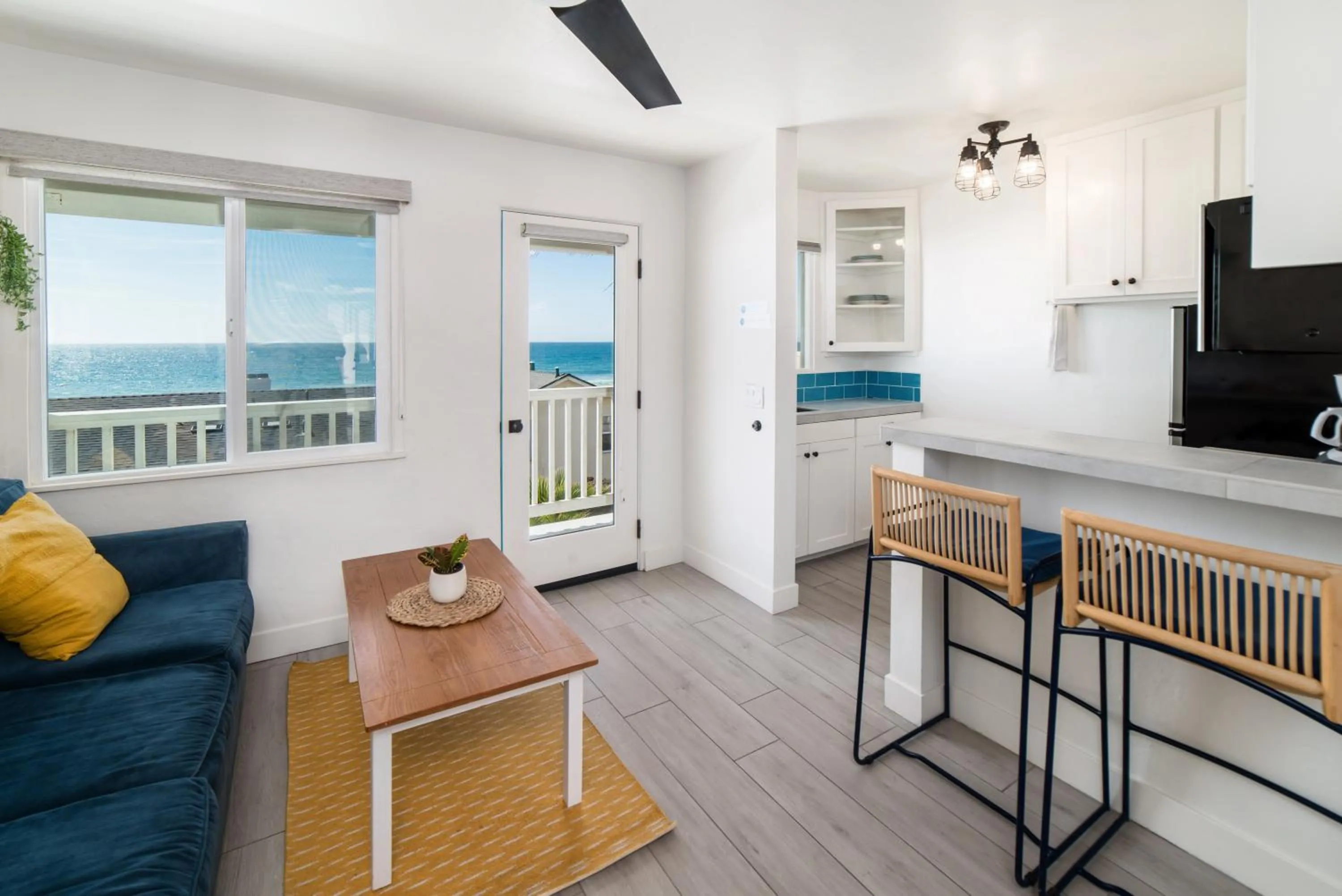 Living room in Pacific Villas