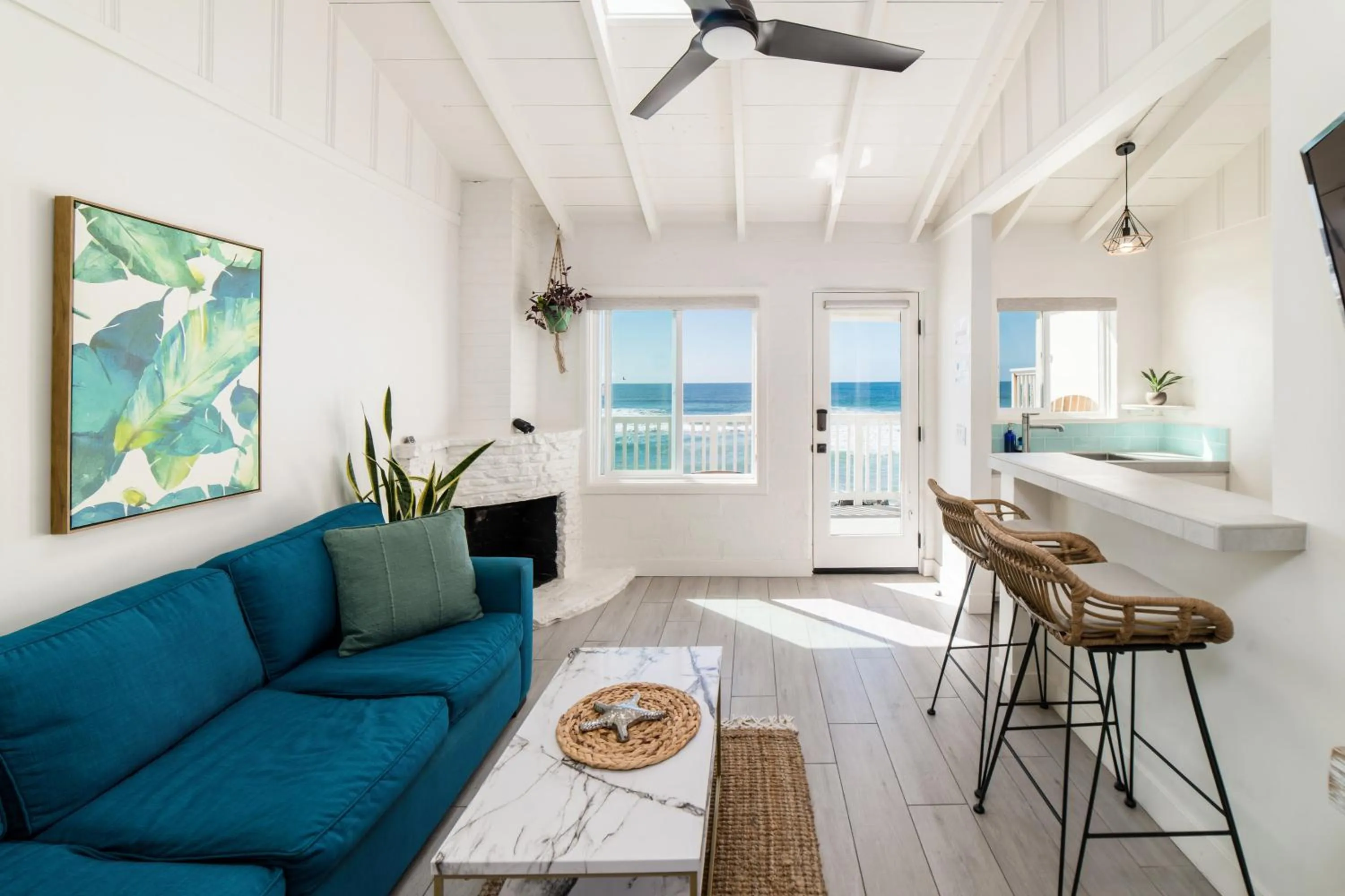 Living room in Pacific Villas