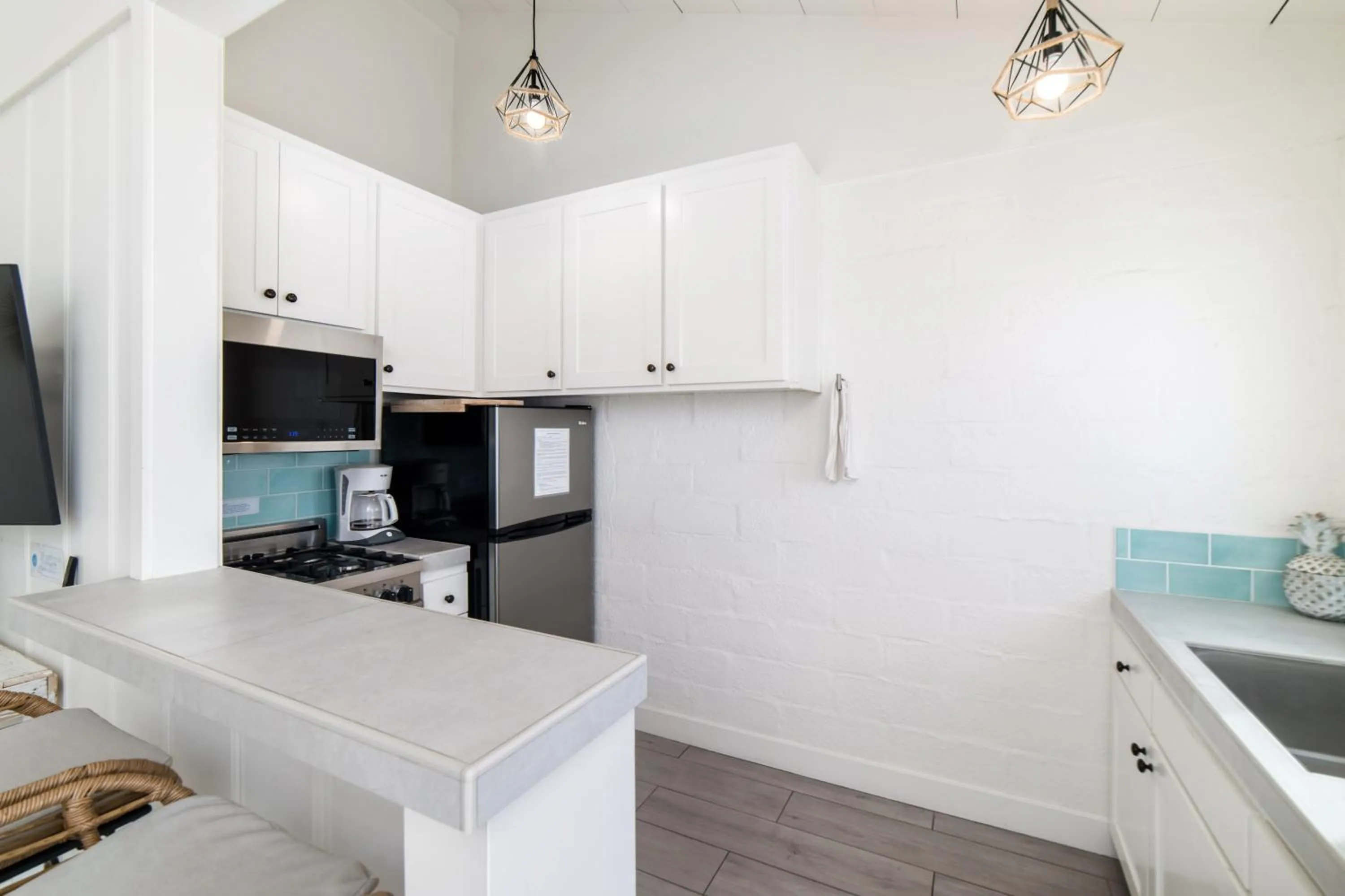 Kitchen or kitchenette in Pacific Villas