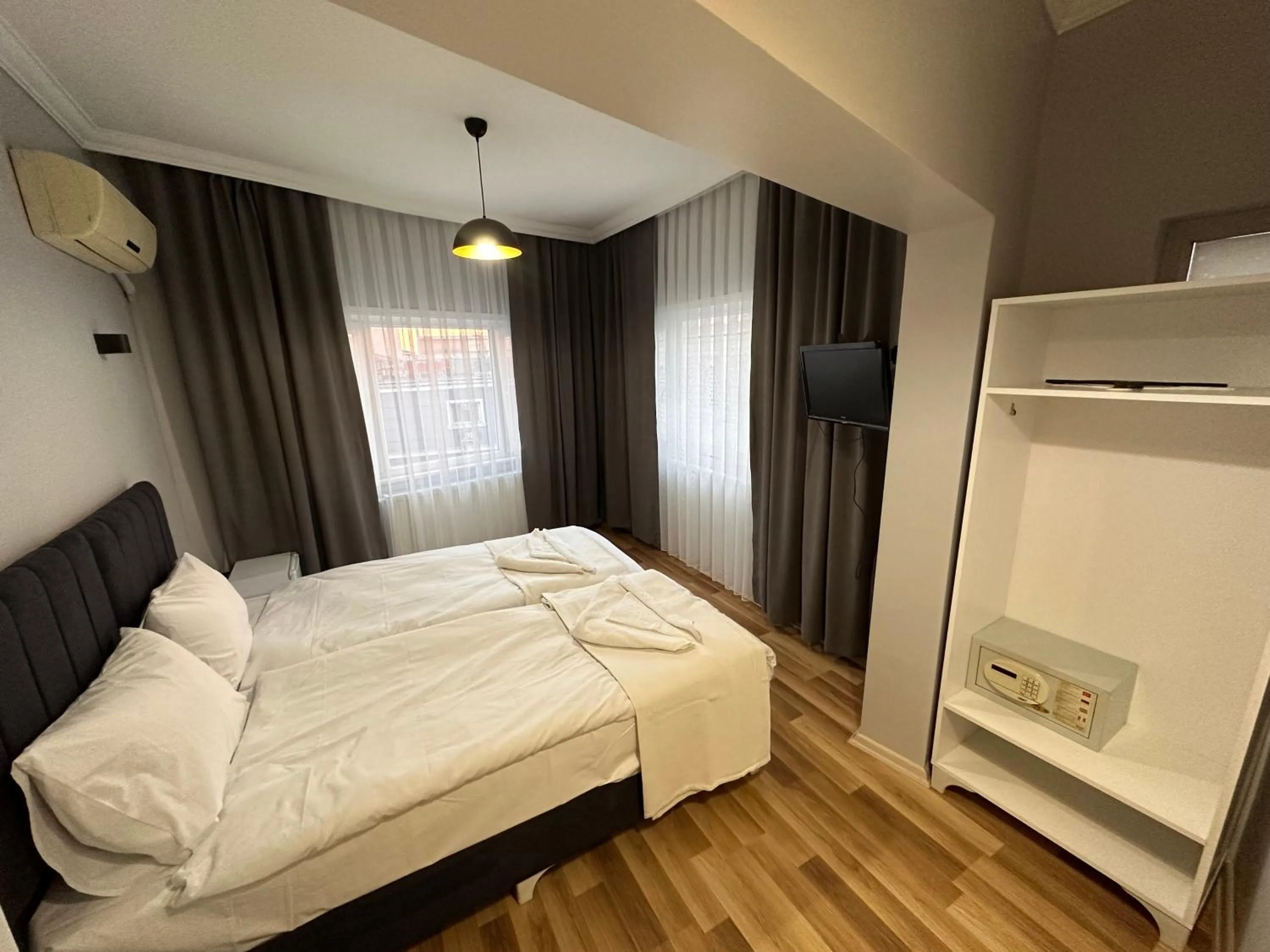 Bed in Asparagus HOTEL & SUITES OLD CITY