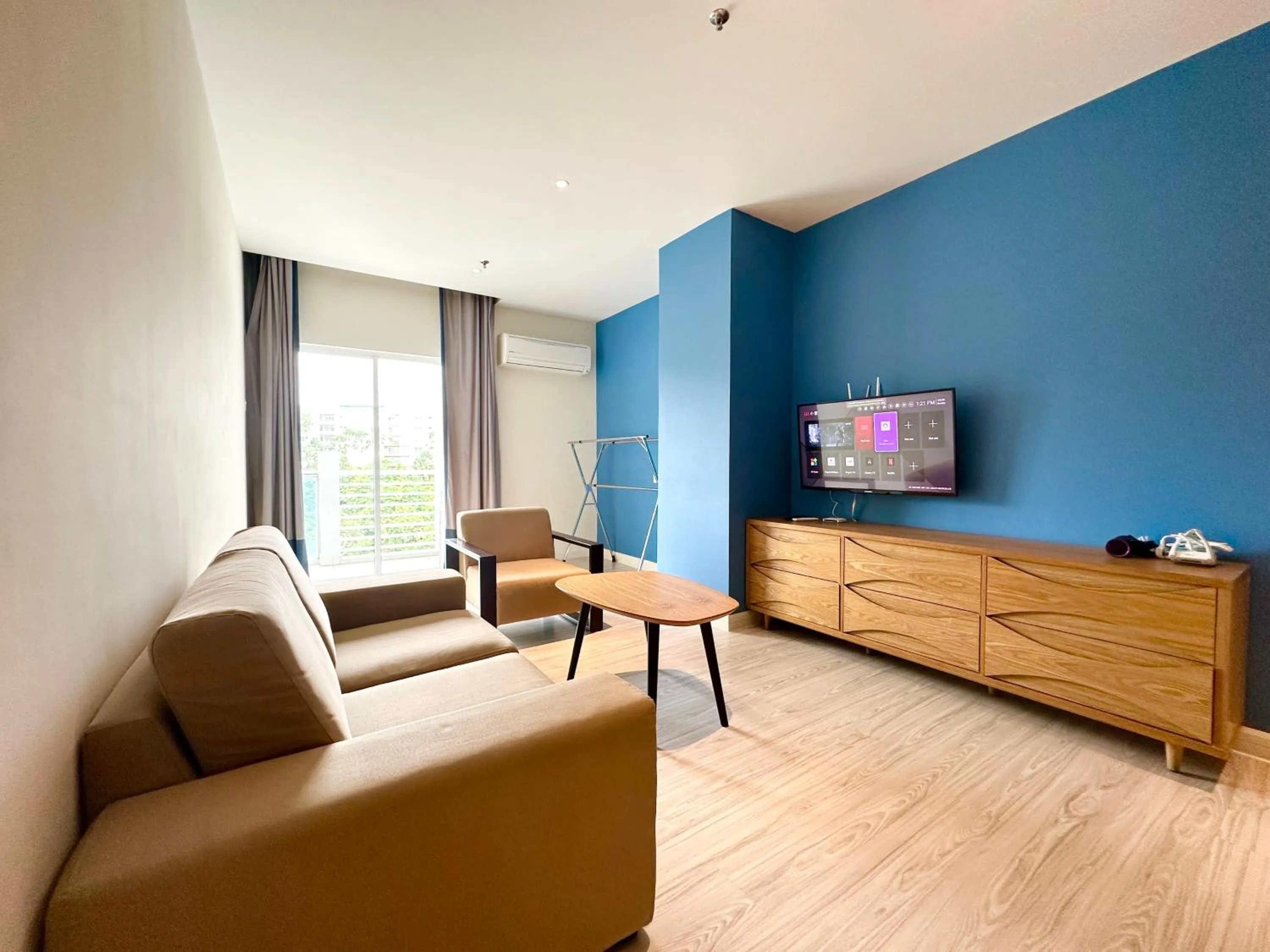TV and multimedia in M Centro City Centre @ Gaya Street by Sunset Seaview Vacation Condos