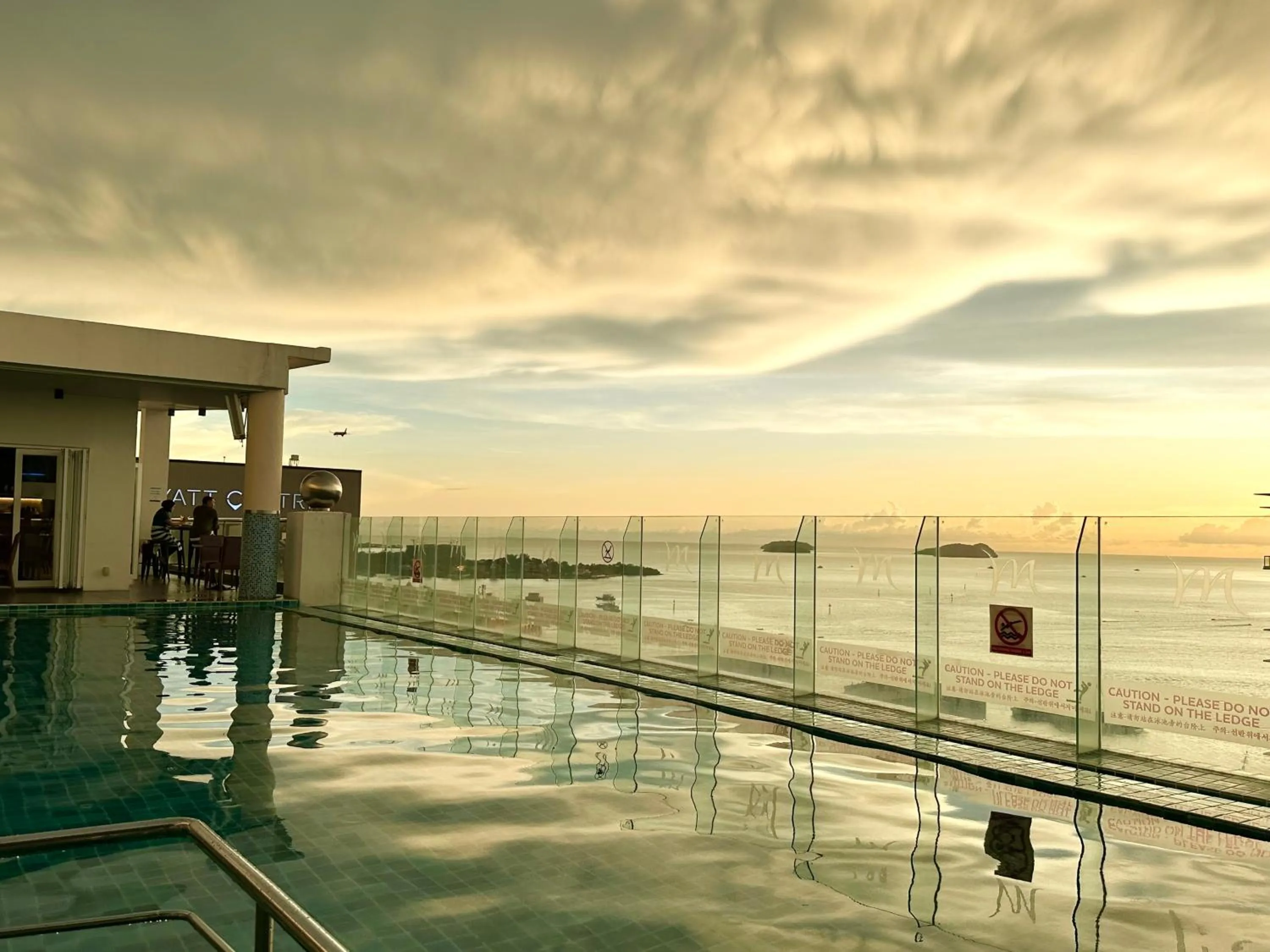 Day in M Centro City Centre @ Gaya Street by Sunset Seaview Vacation Condos