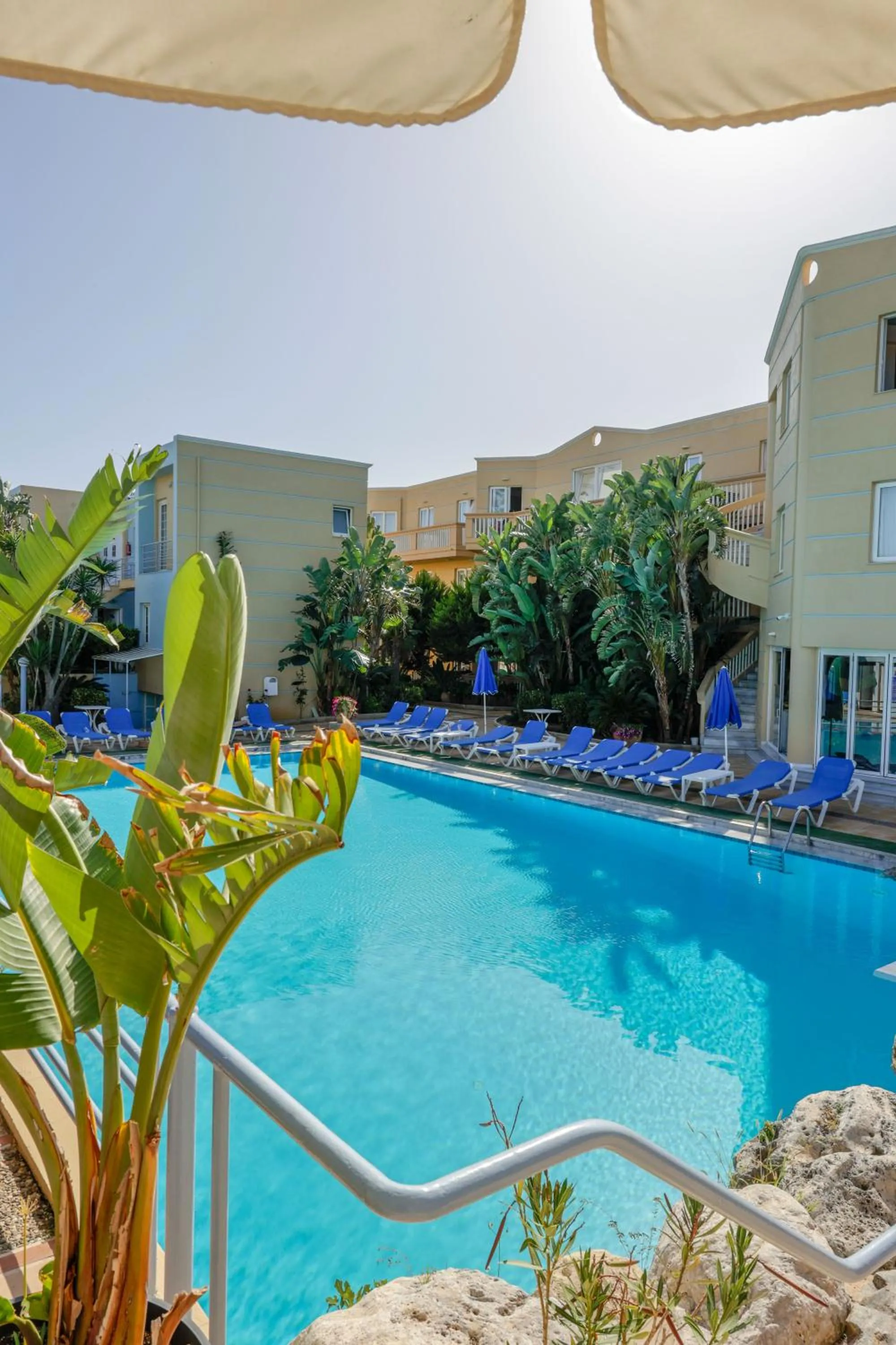 Swimming pool in Futura Hotel