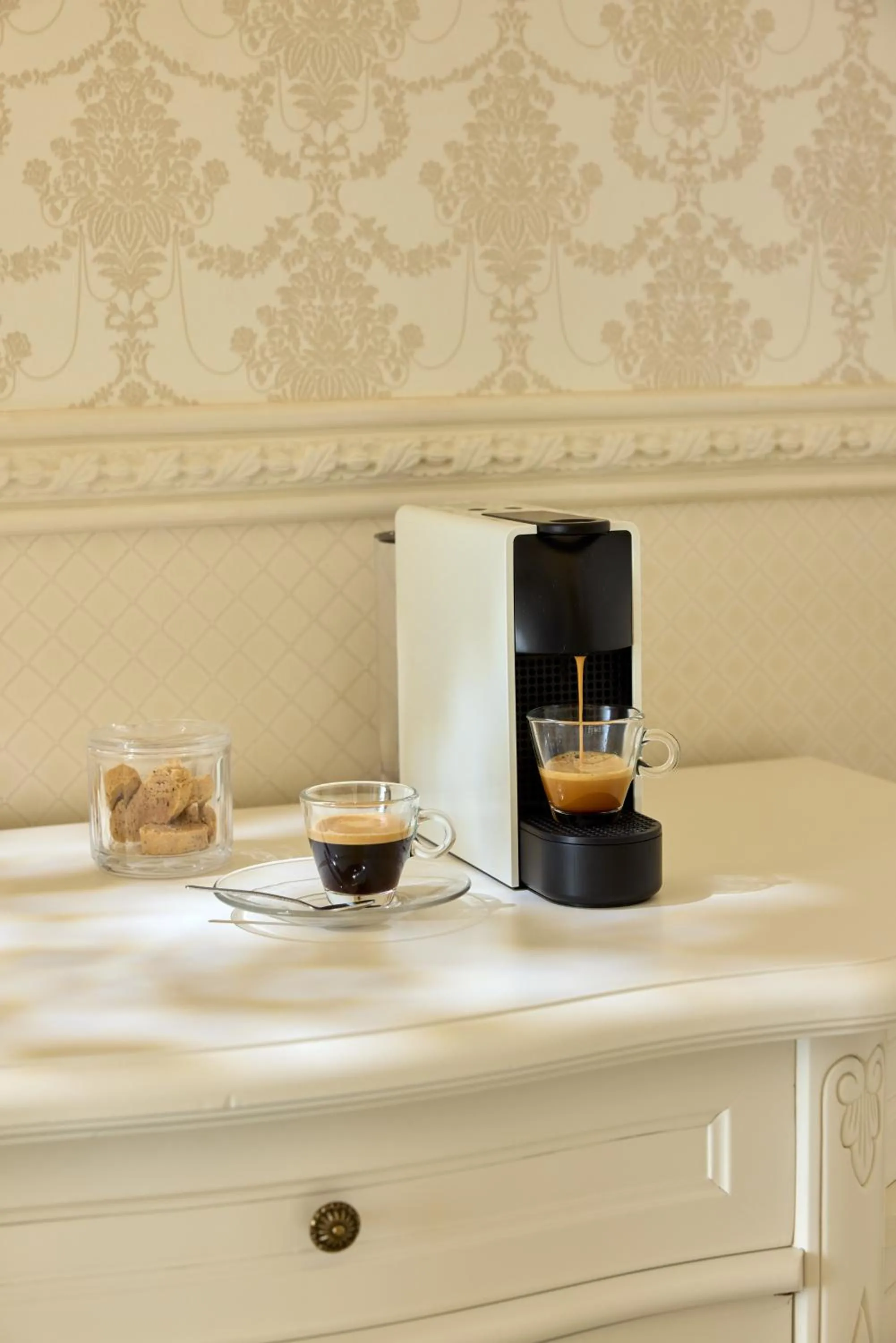 Coffee/tea facilities in Mediterranean Palace