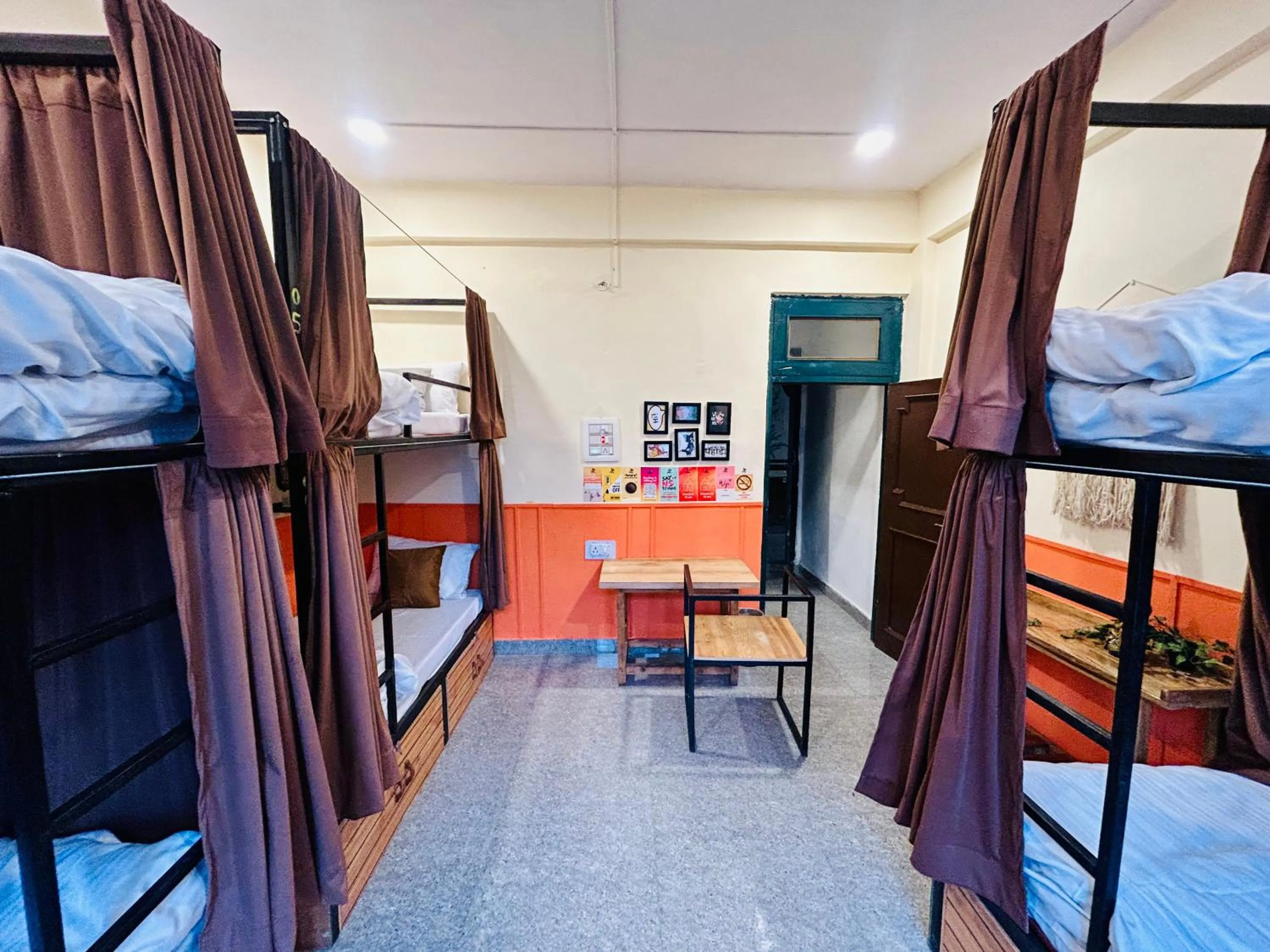 View (from property/room), Bed in Kasol Hostel