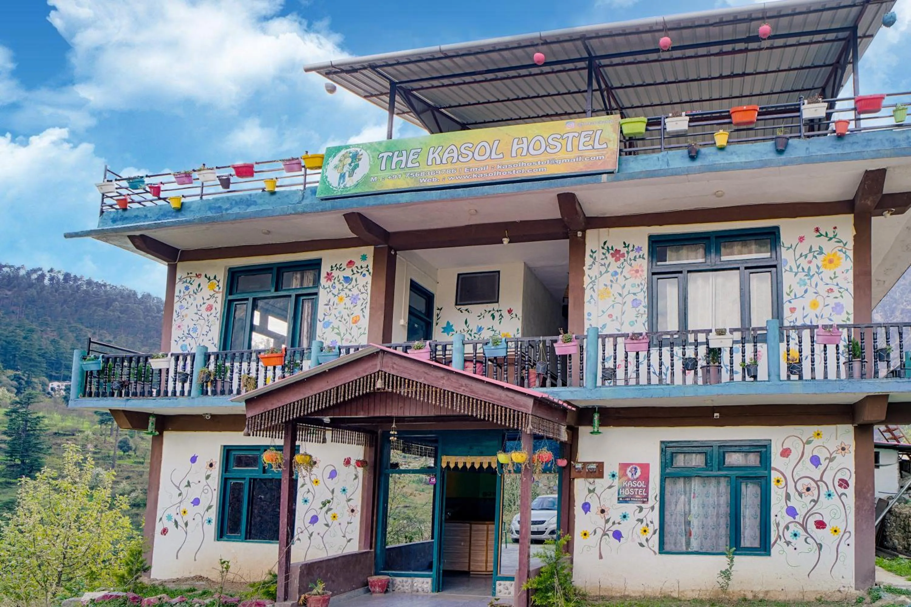 Property building in Kasol Hostel