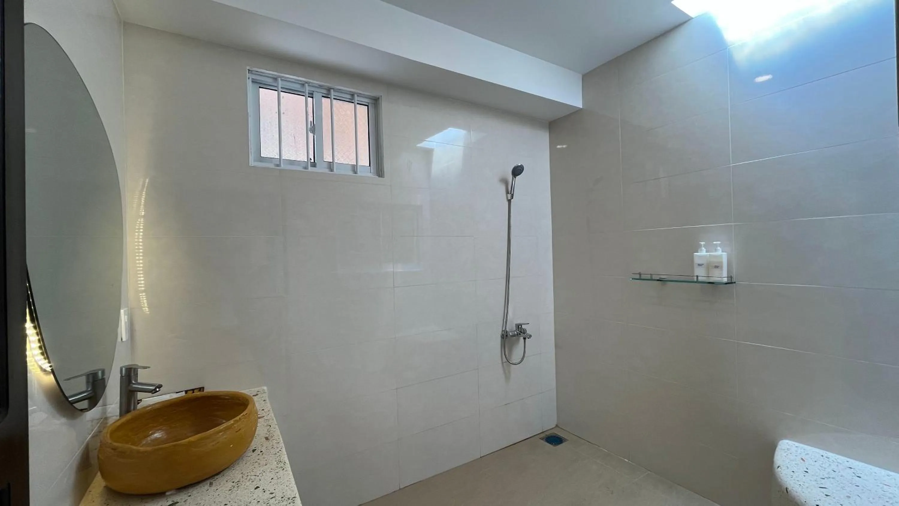 Bathroom in Mi Nhon Em Hotel Muine