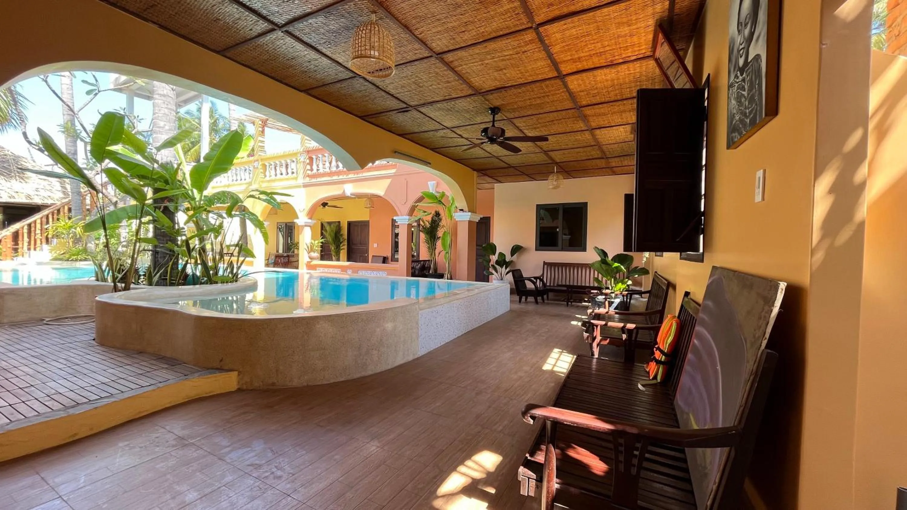 Swimming pool in Mi Nhon Em Hotel Muine