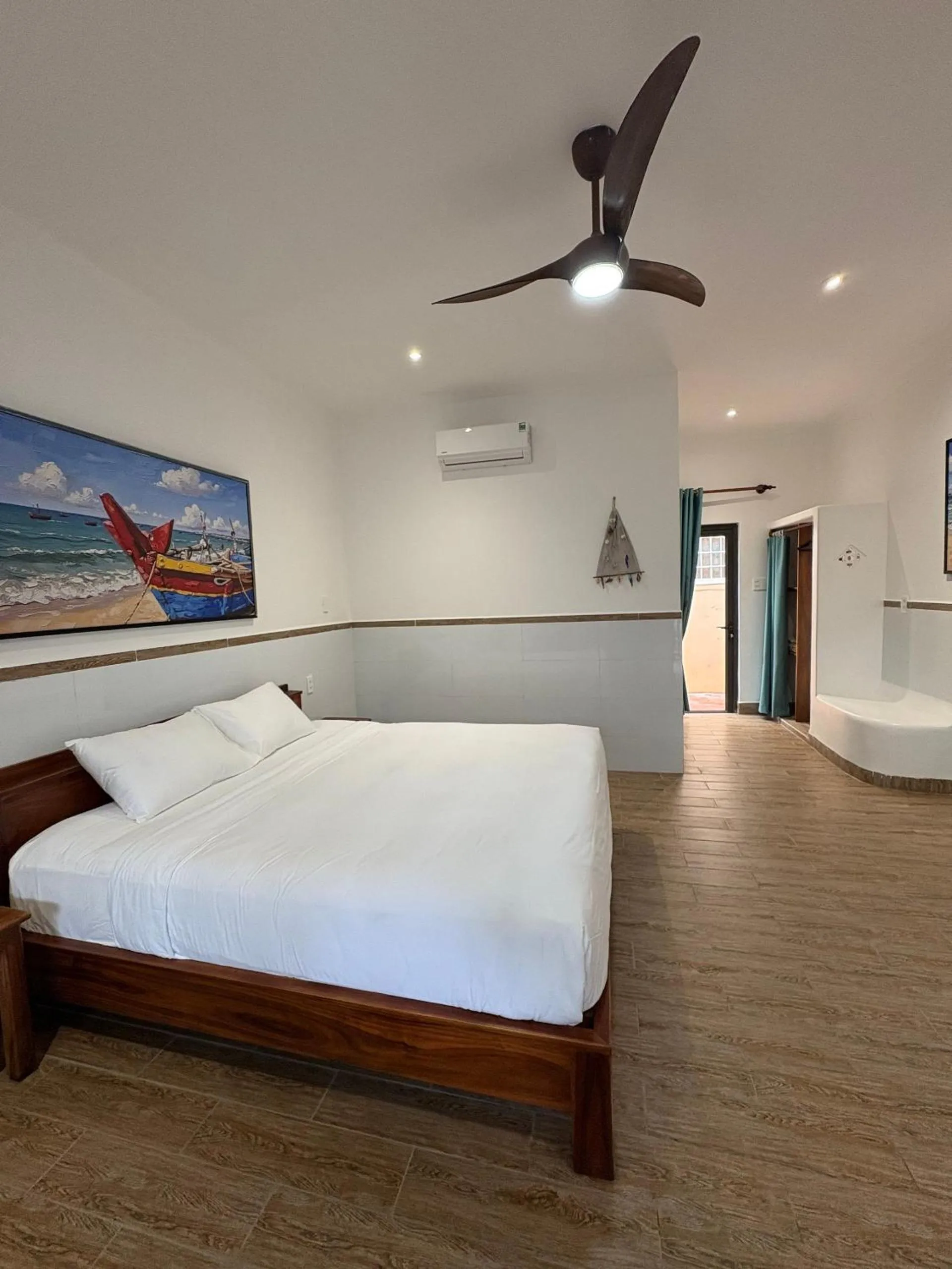 Bed in Mi Nhon Em Hotel Muine