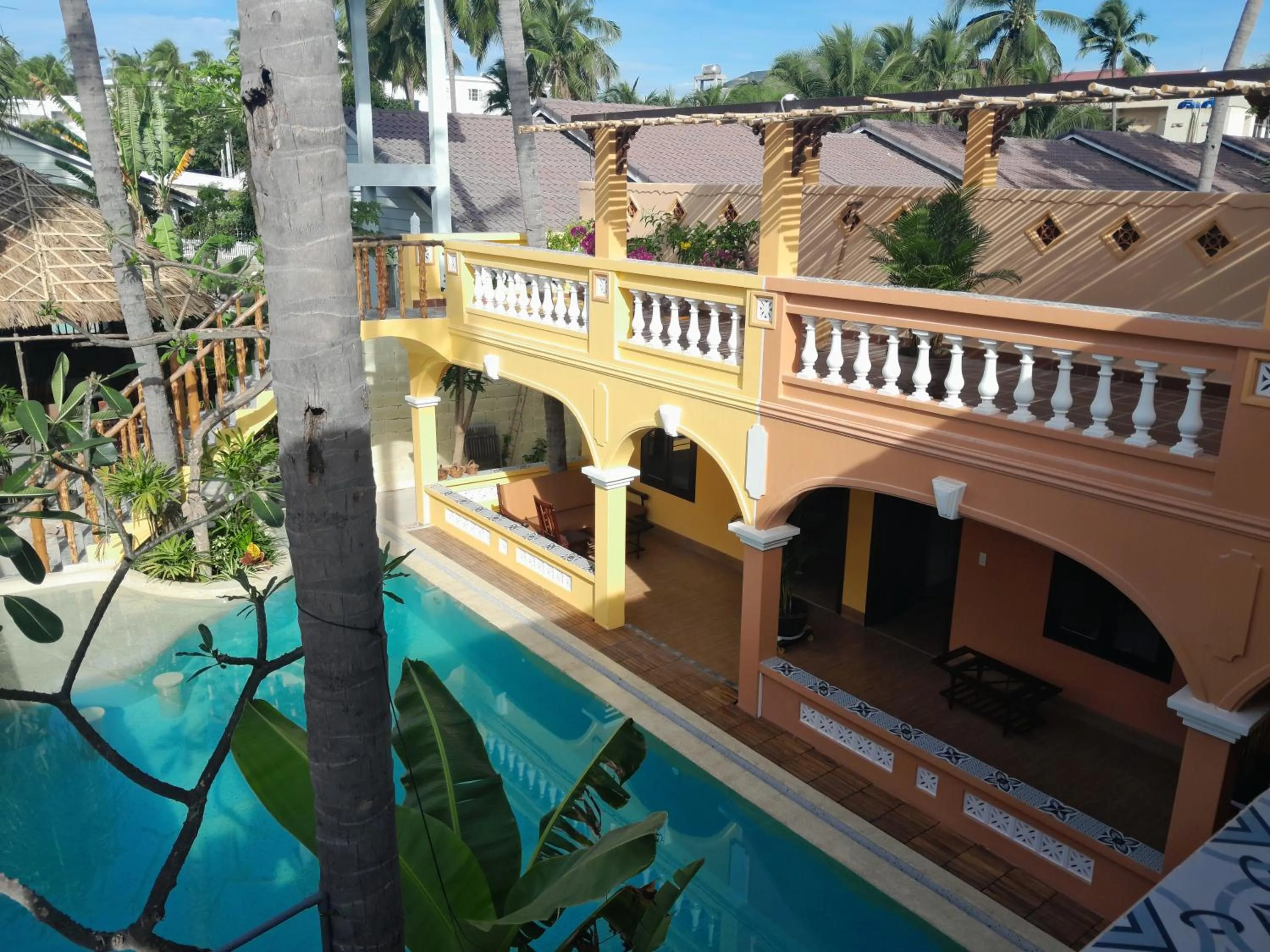 Pool view in Mi Nhon Em Hotel Muine