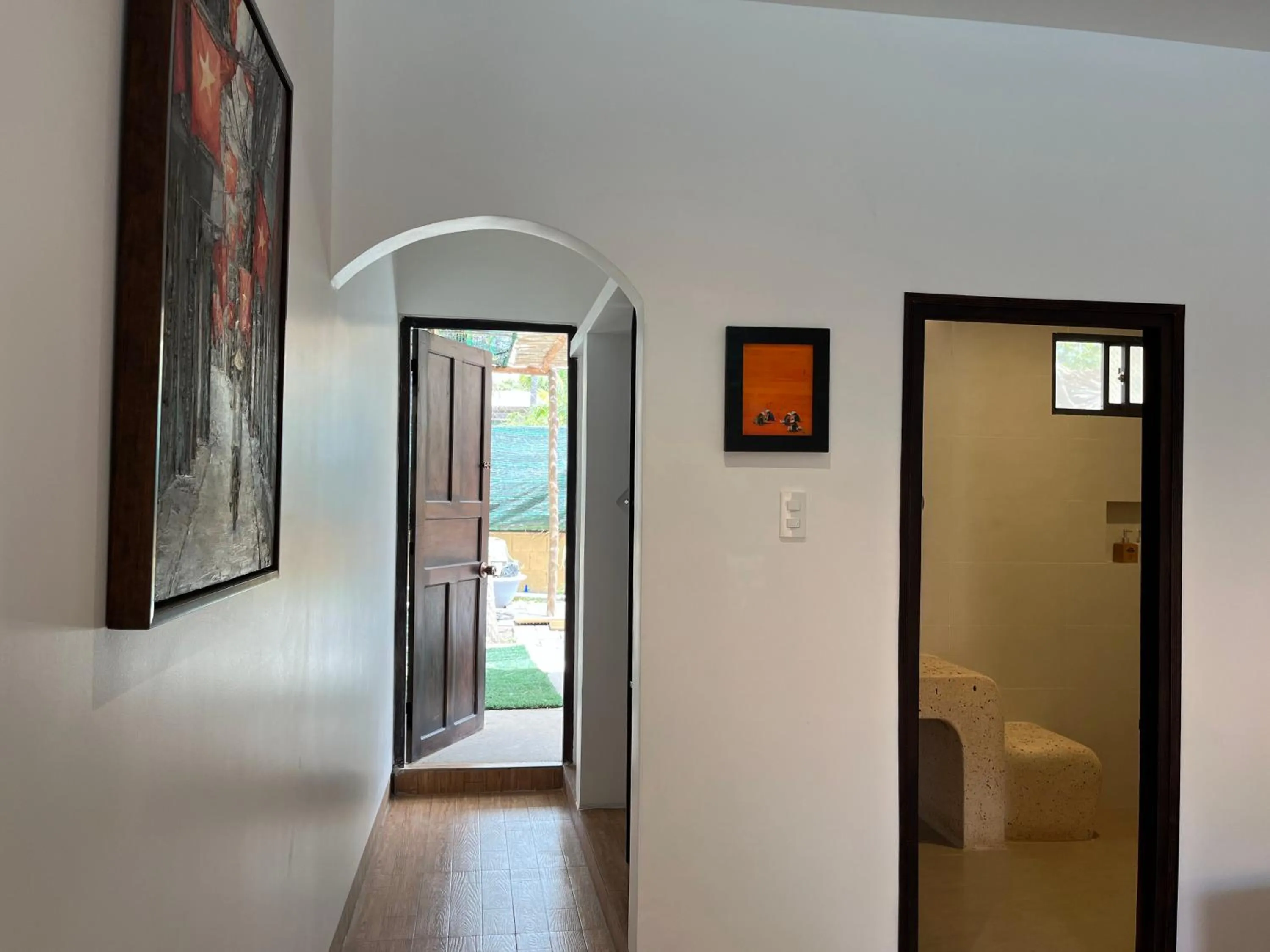 Toilet, Bed in Mi Nhon Em Hotel Muine