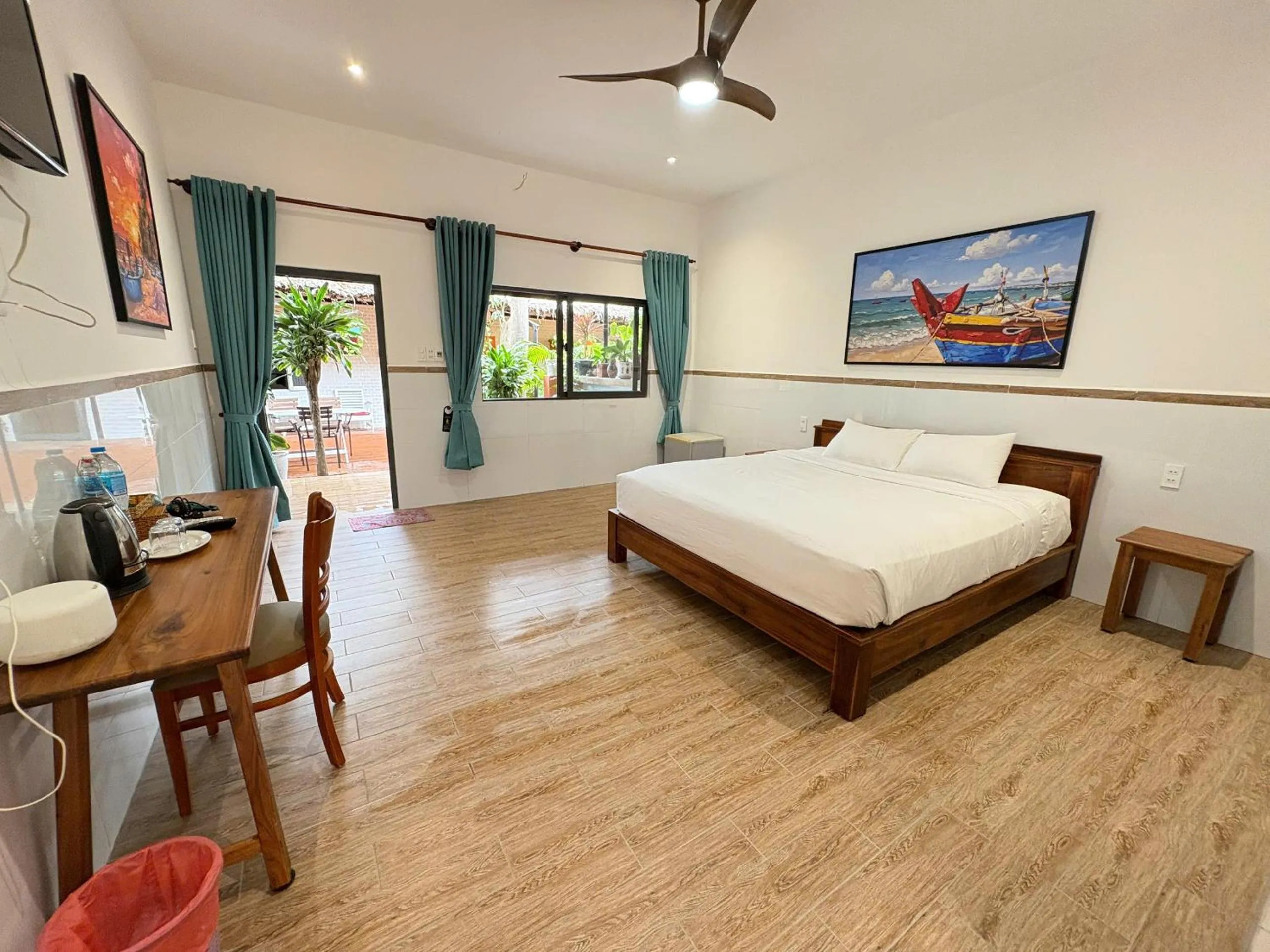 Bed in Mi Nhon Em Hotel Muine