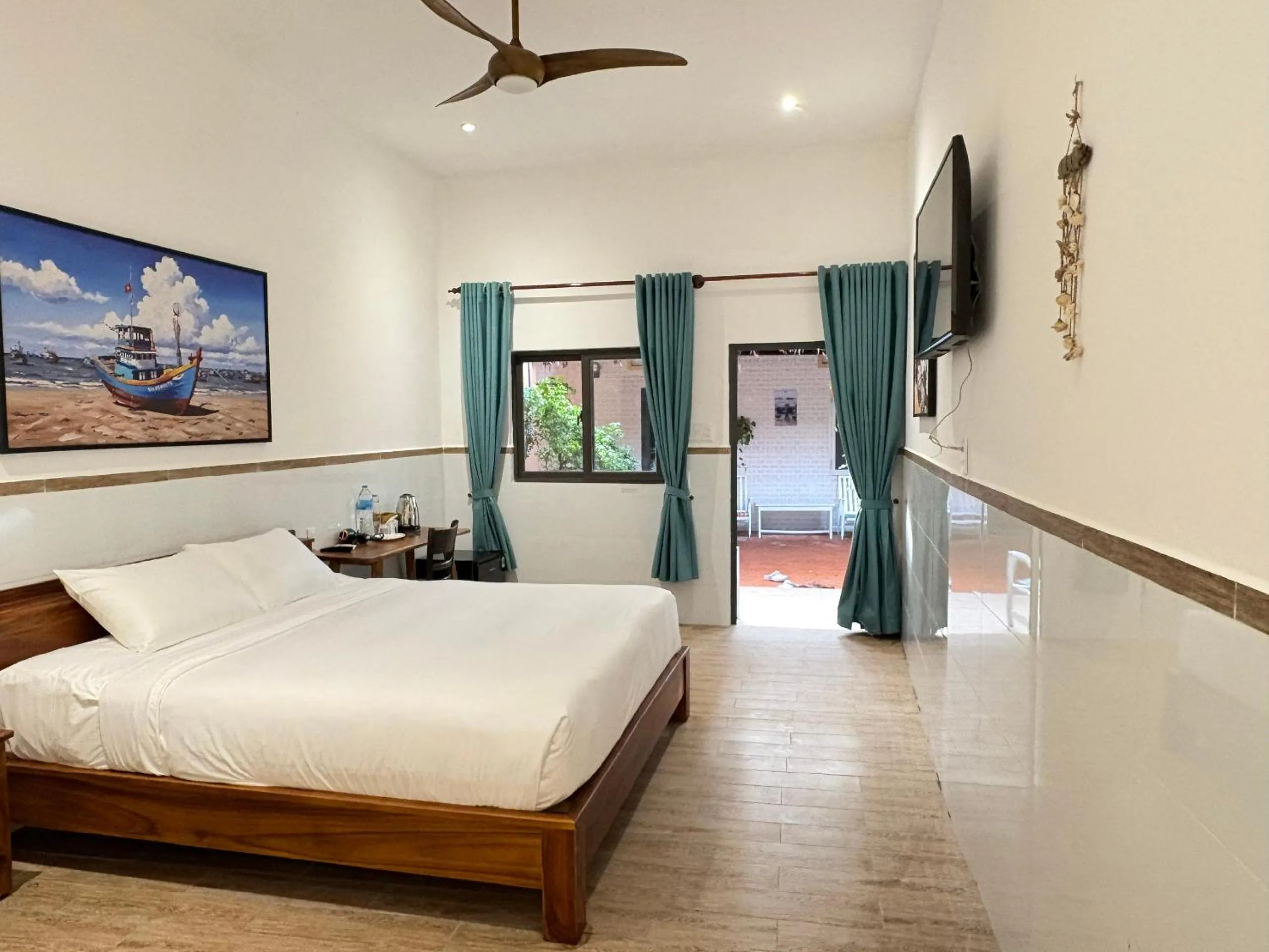 Bed in Mi Nhon Em Hotel Muine