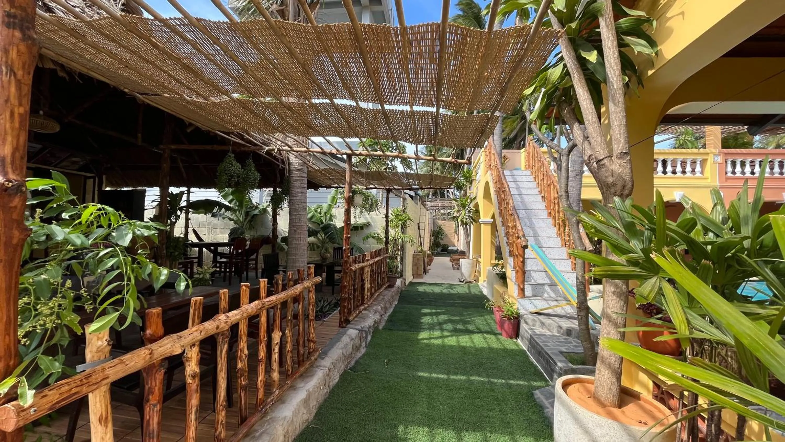 Restaurant/places to eat in Mi Nhon Em Hotel Muine