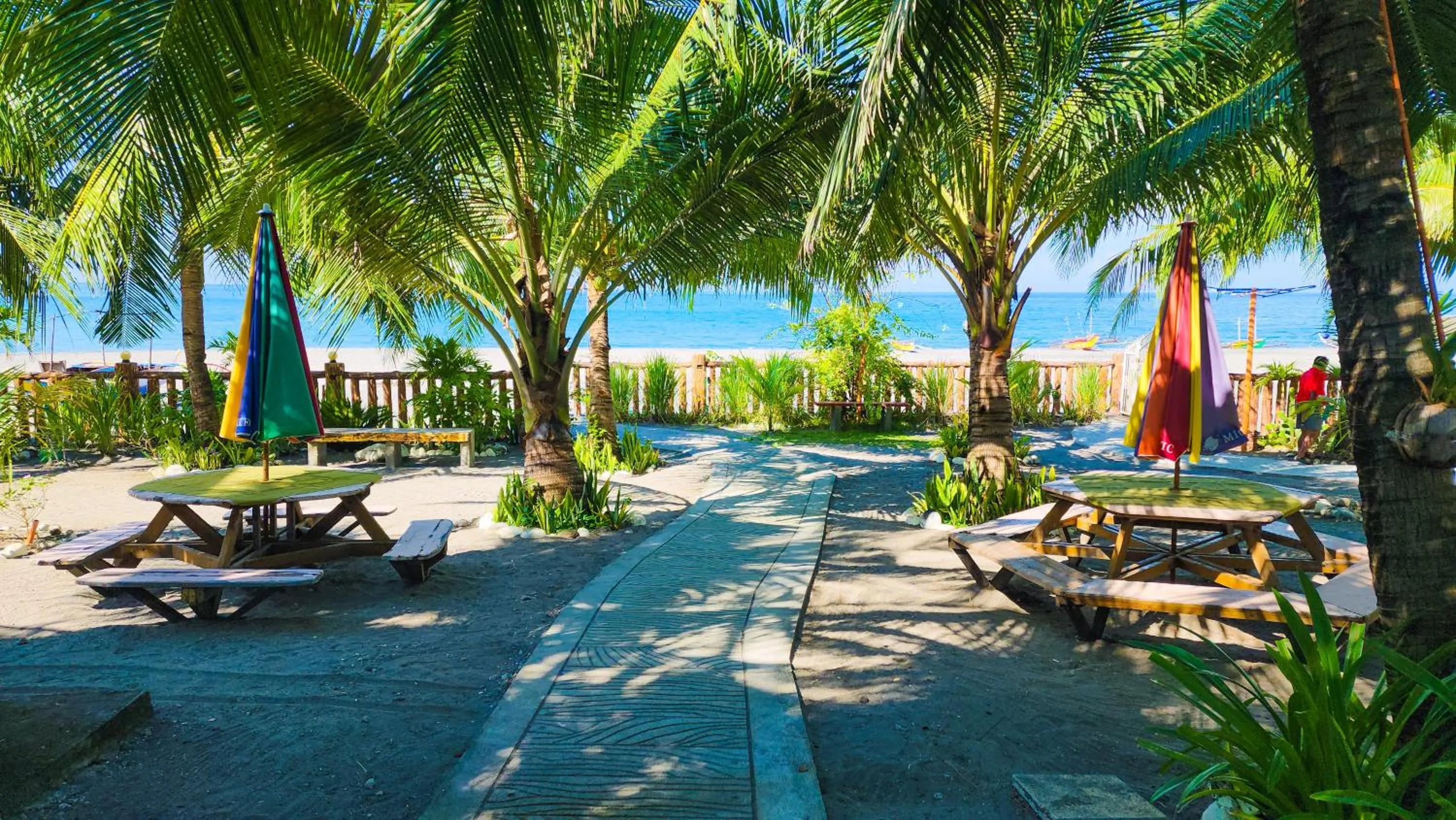 Garden view in Crystal Shores Beach Resort powered by Cocotel