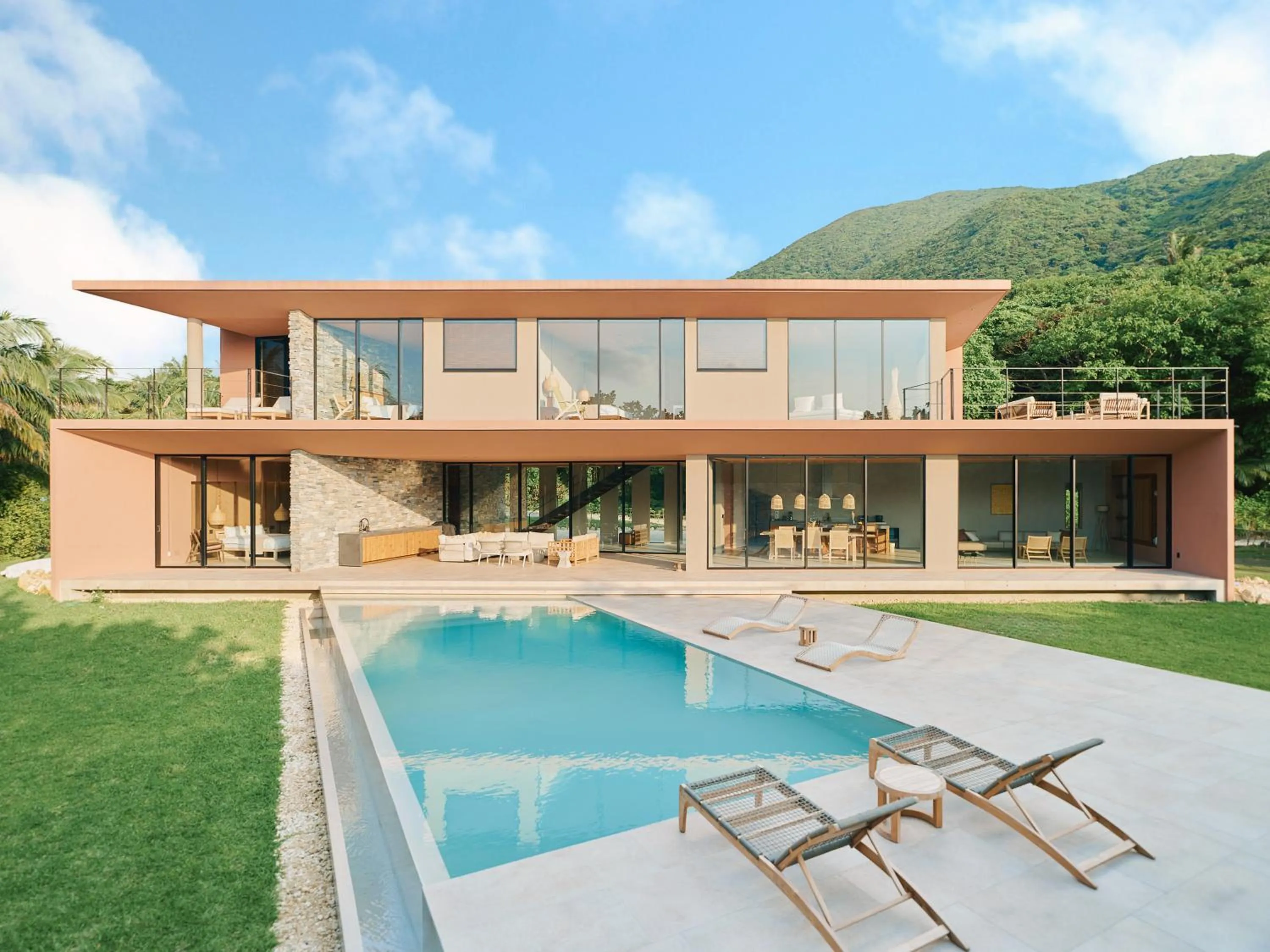 Property building in Villa El Cielo Ishigaki