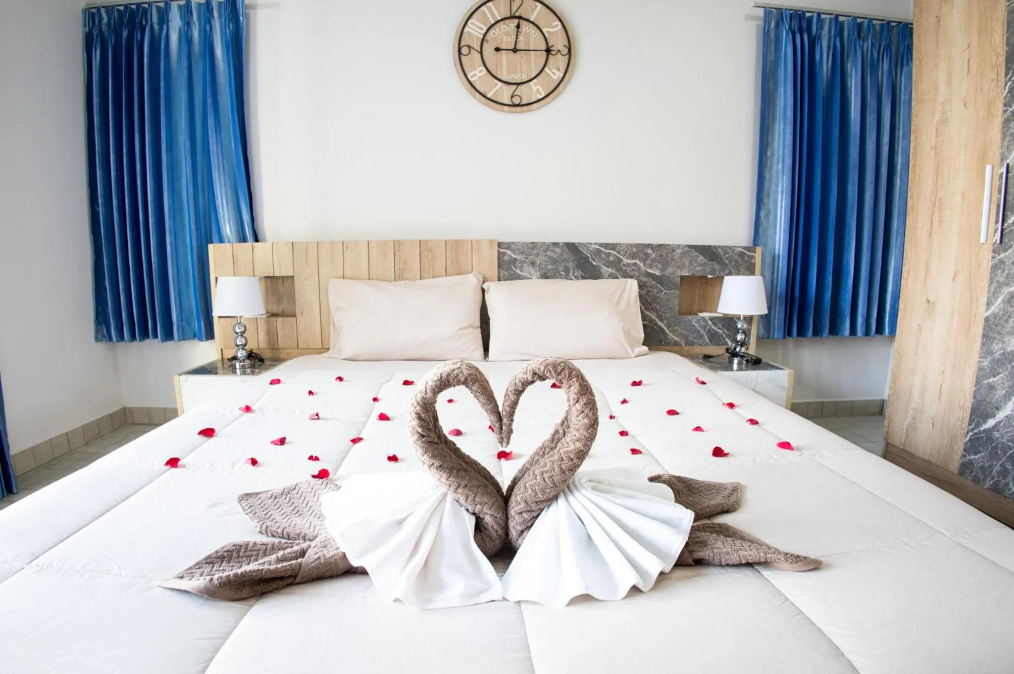 Bed in Grand View Premium