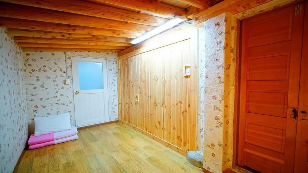 Kumwondang Jeonju Hanokstay