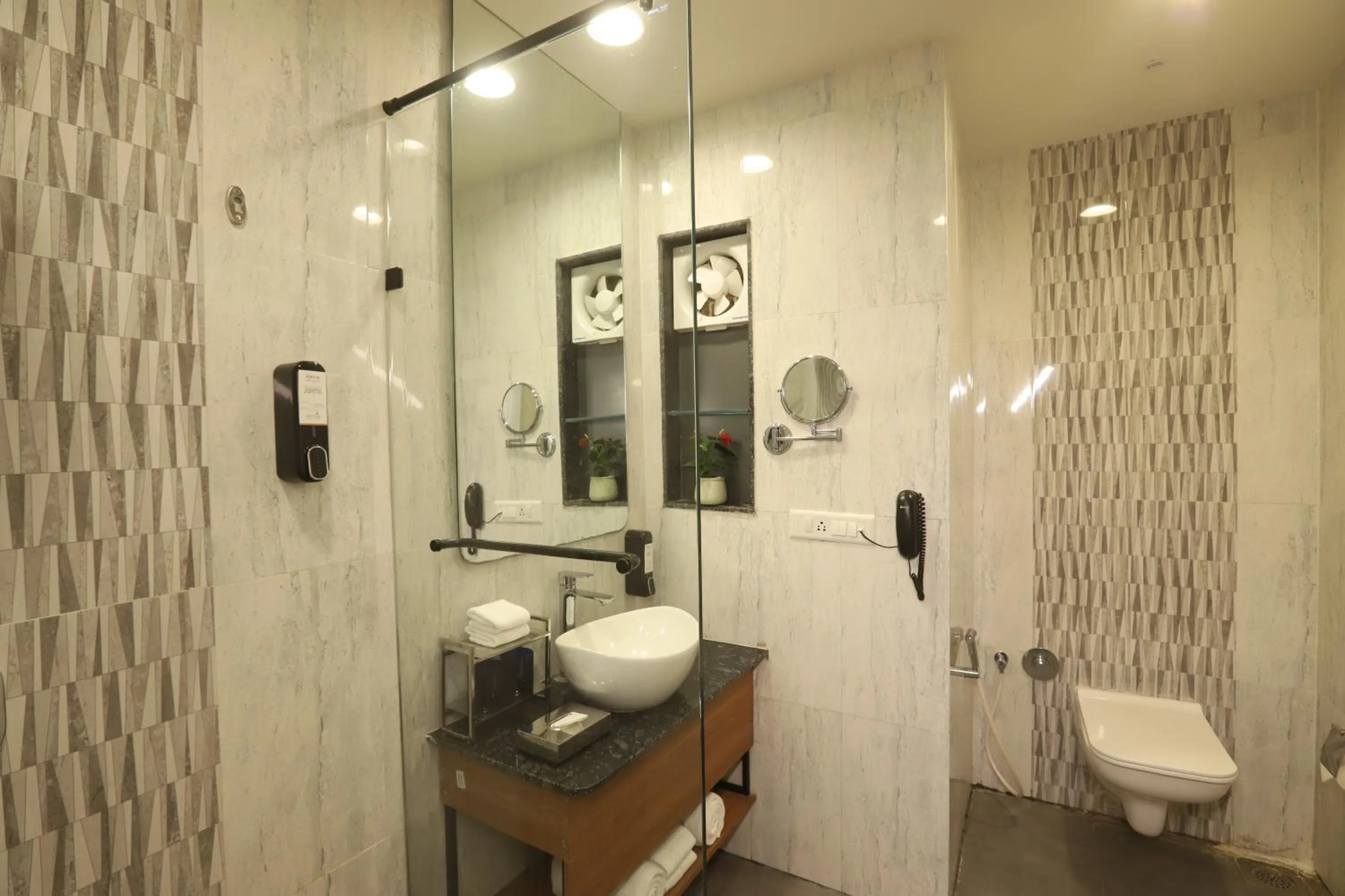 Bathroom in Fortune Statue Of Unity, Ekta Nagar - Member ITC Hotels' Group