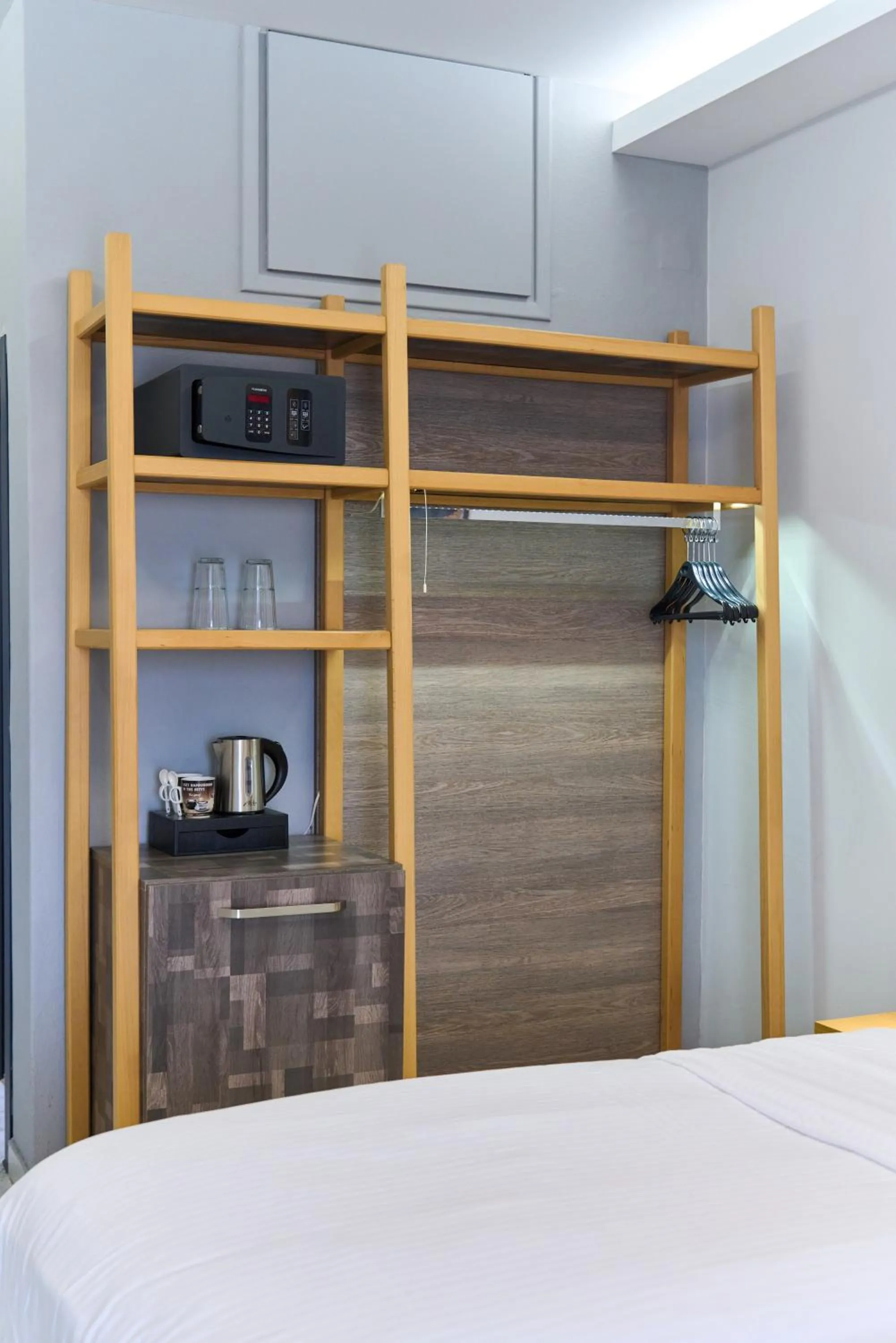 wardrobe, Bed in Hotel Erika