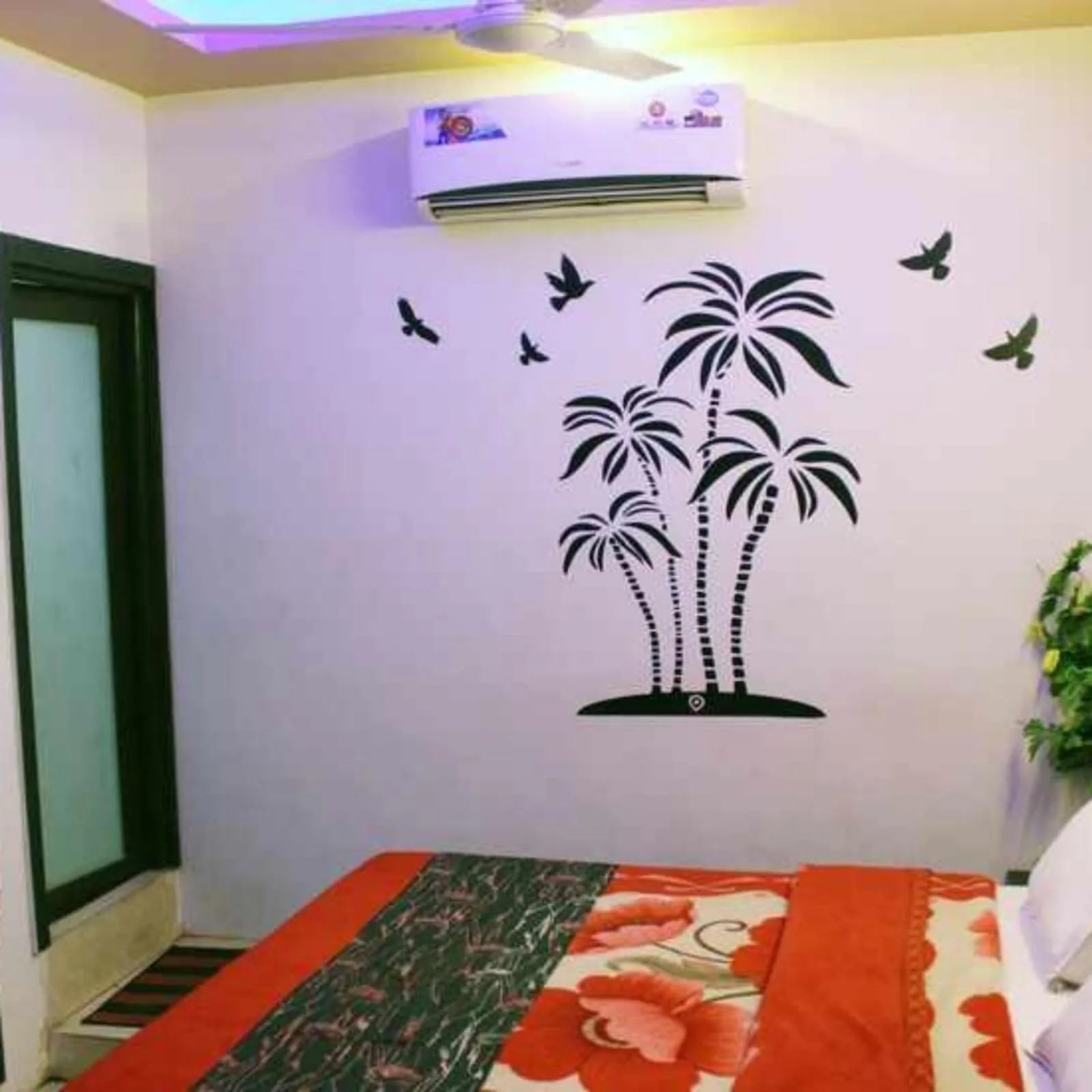 Bed in Hotel Long Stay