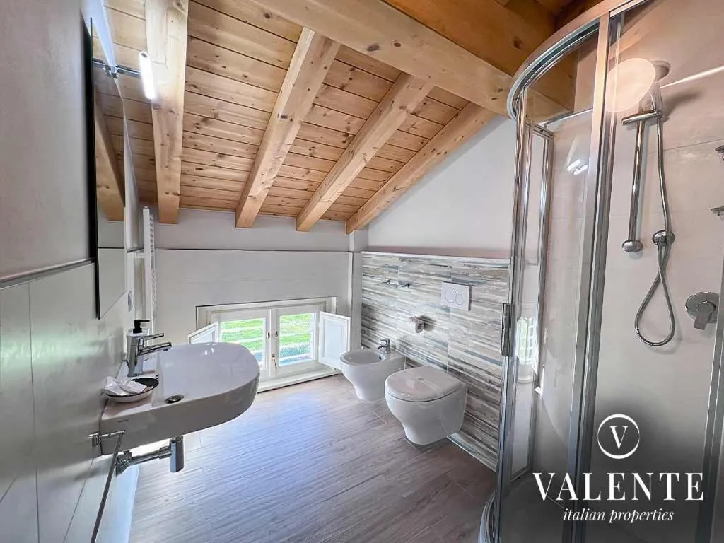 Toilet in Villa Valente - Apartments