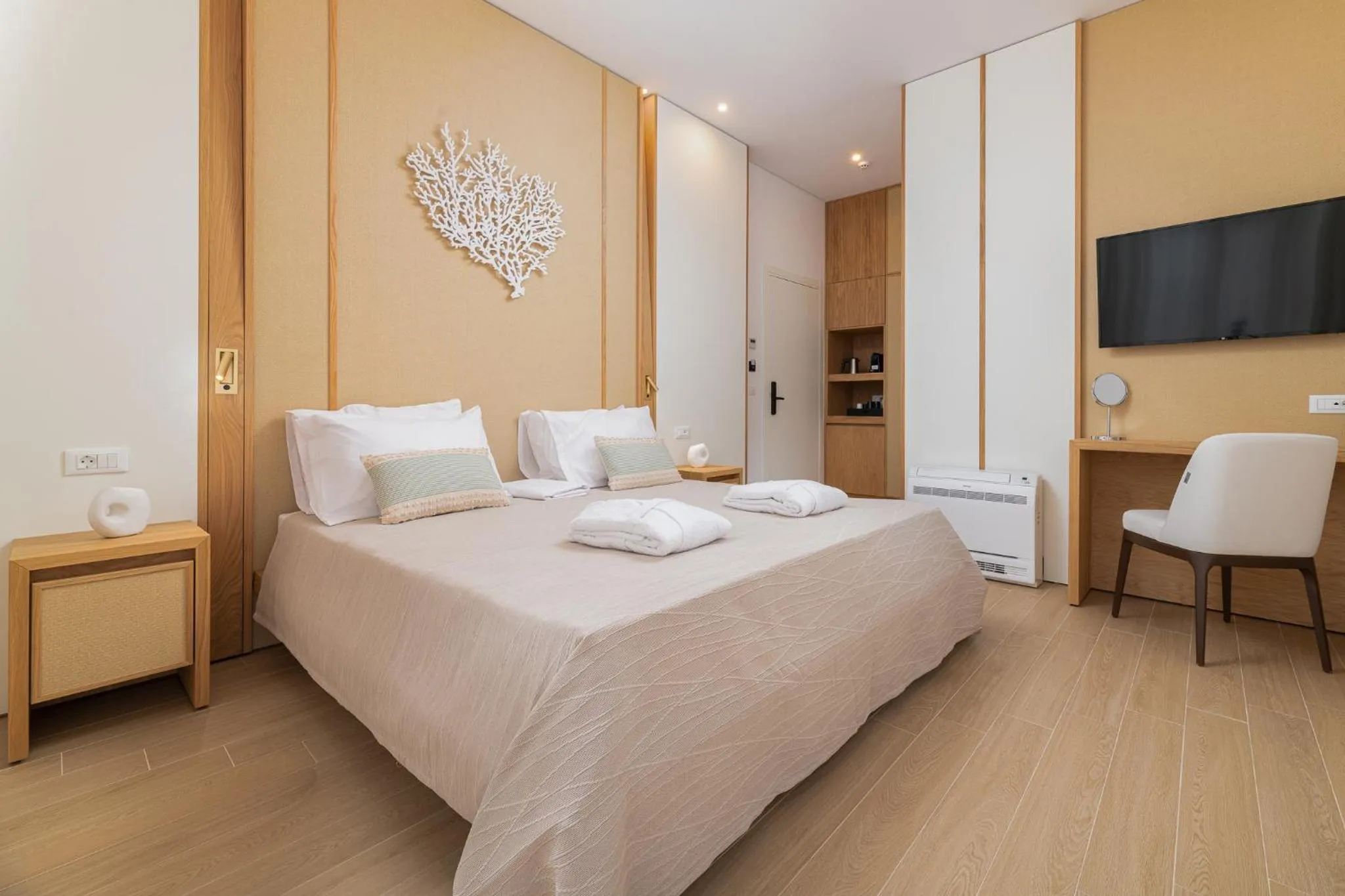 TV and multimedia, Bed in The 12th City Hotel