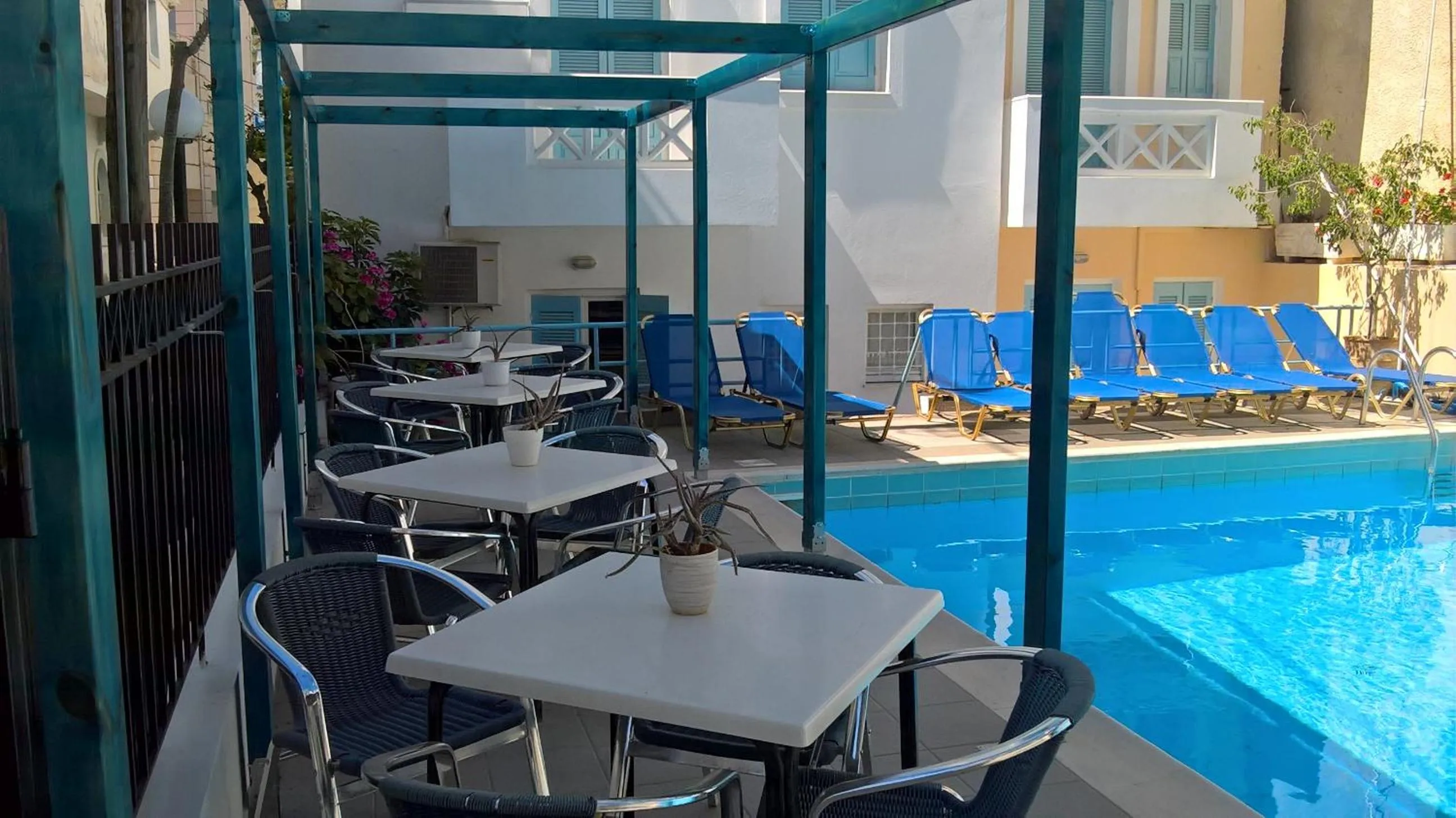 Patio in Renia Studios