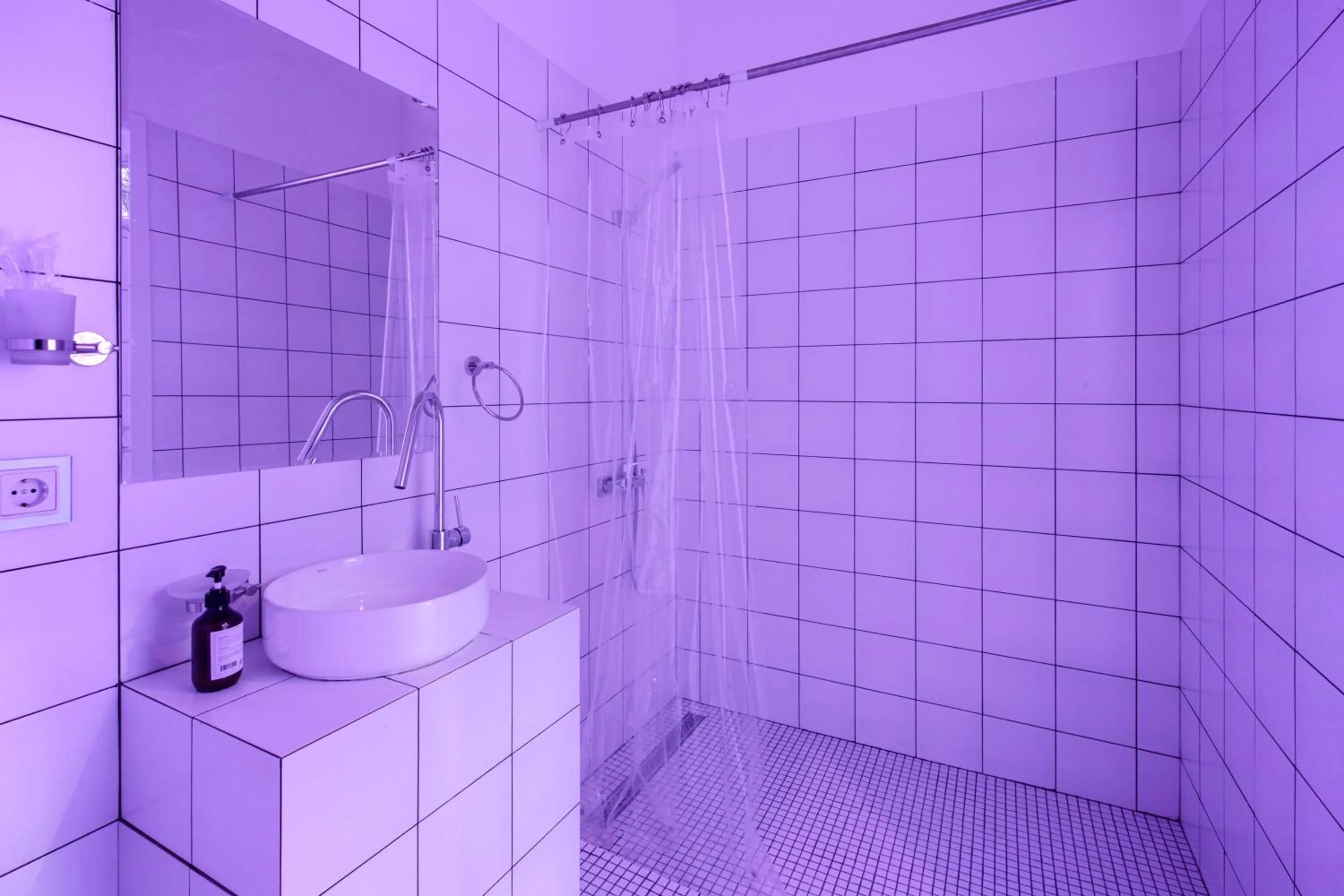 Shower in Major's House Gyumri