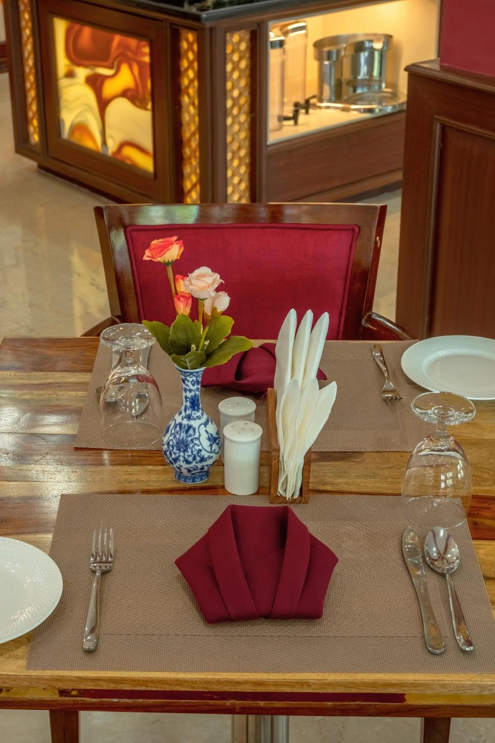 Restaurant/places to eat in Hotel Gyalpo Residency - A Mountain View Luxury Hotel in Leh