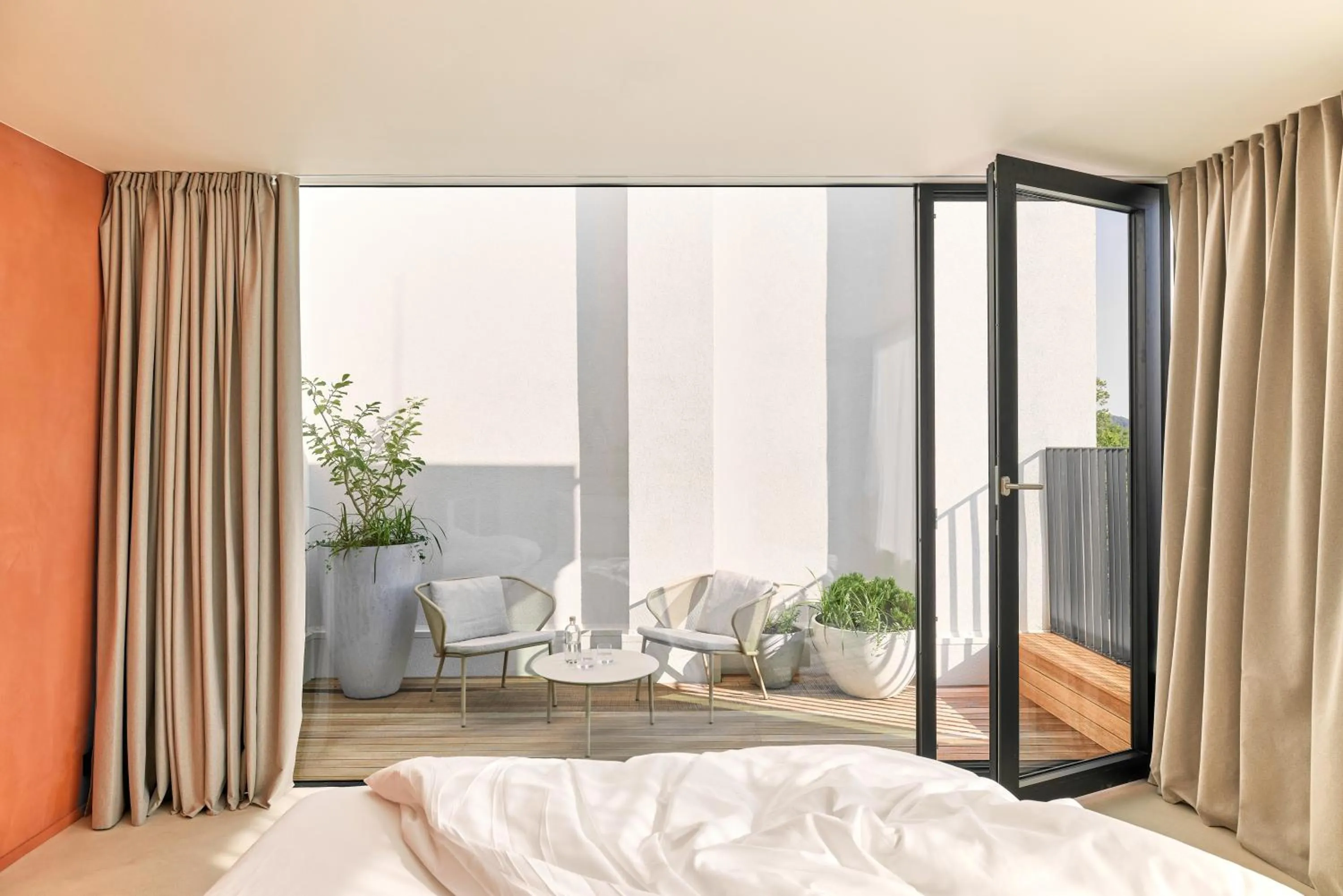 View (from property/room), Bed in Hotel PERK