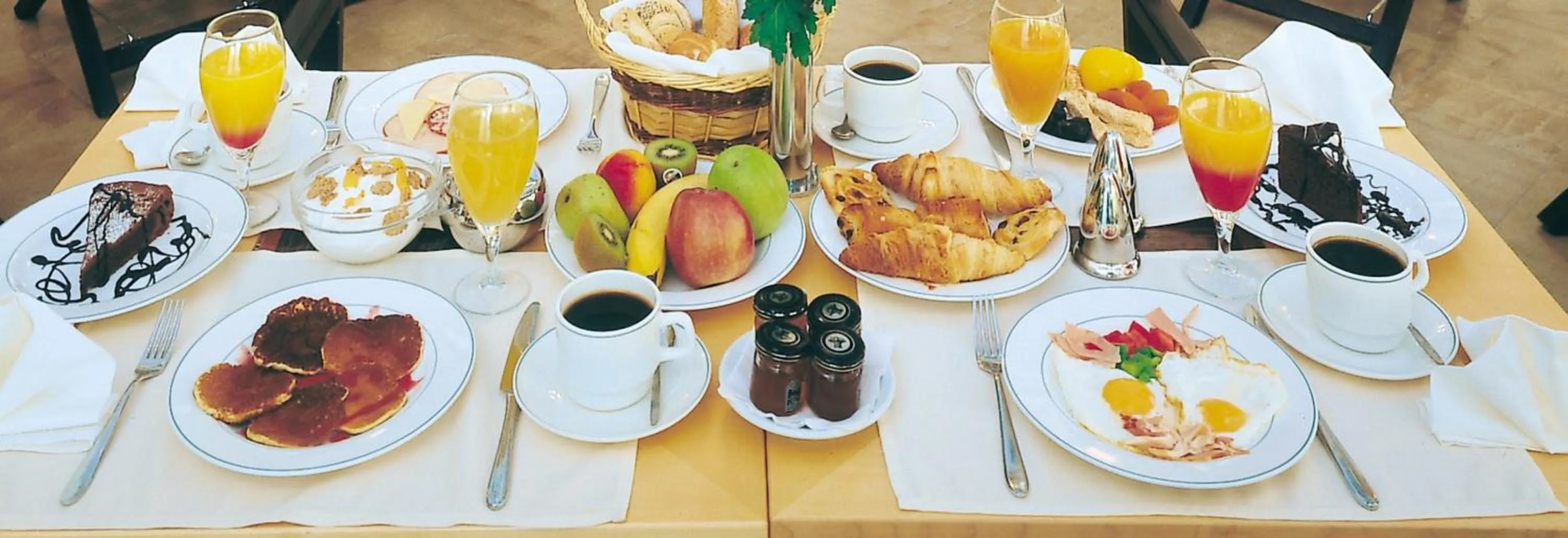Buffet breakfast in Theoxenia House Hotel