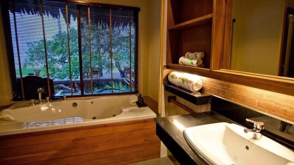 Bath in Better View Koh Yao Yai