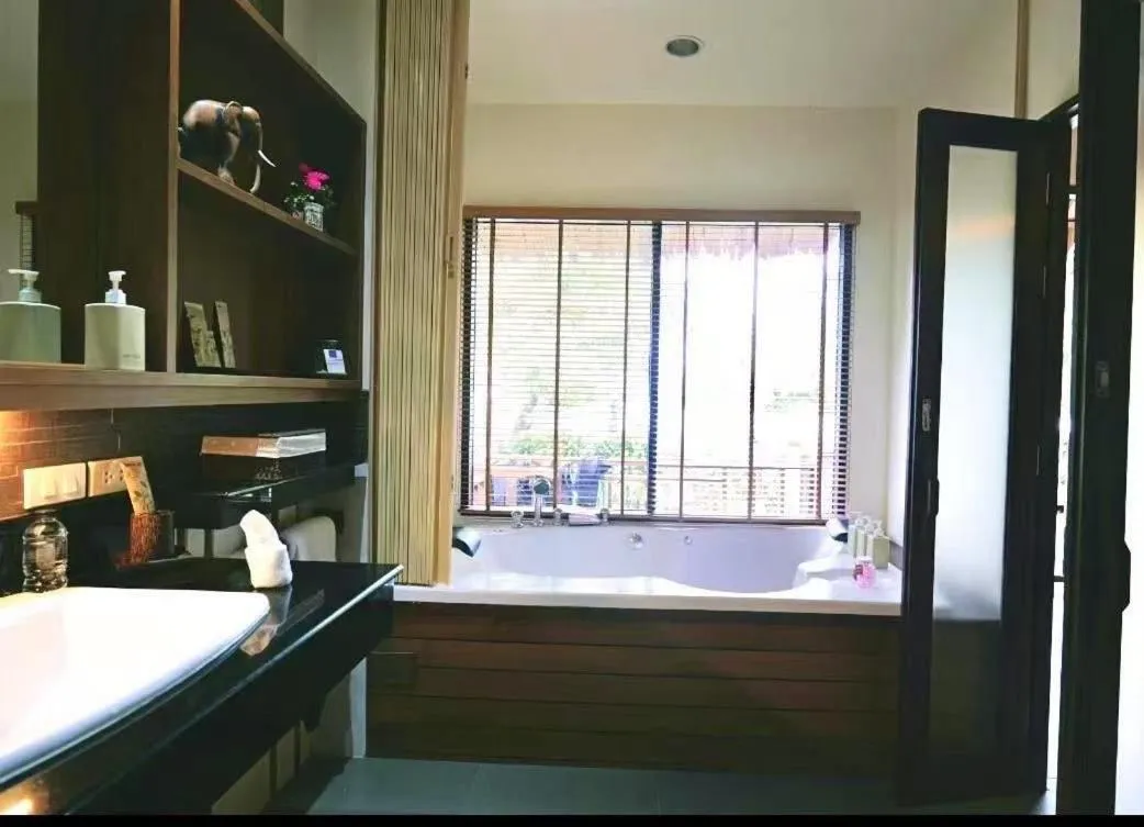 Bathroom in Better View Koh Yao Yai