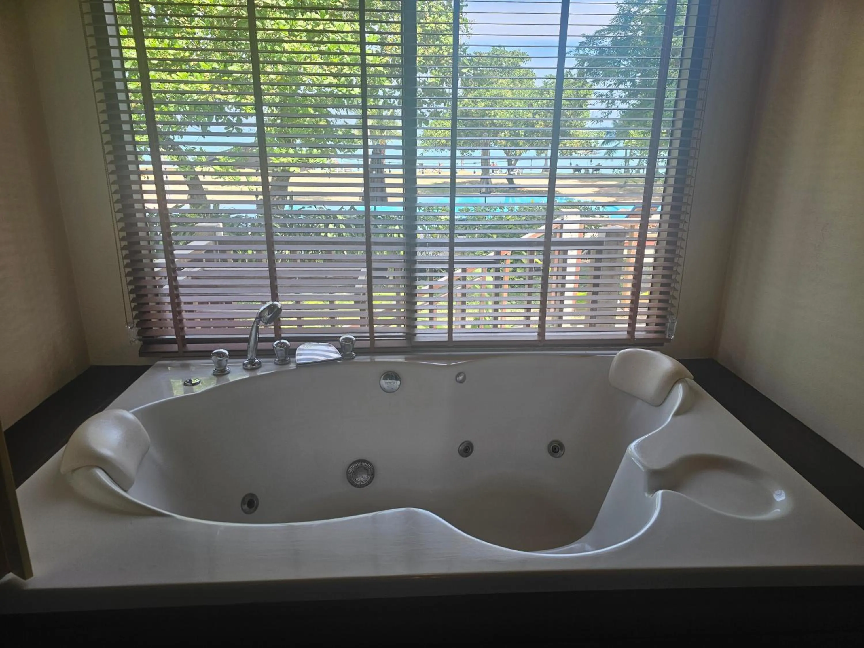 Bath in Better View Koh Yao Yai