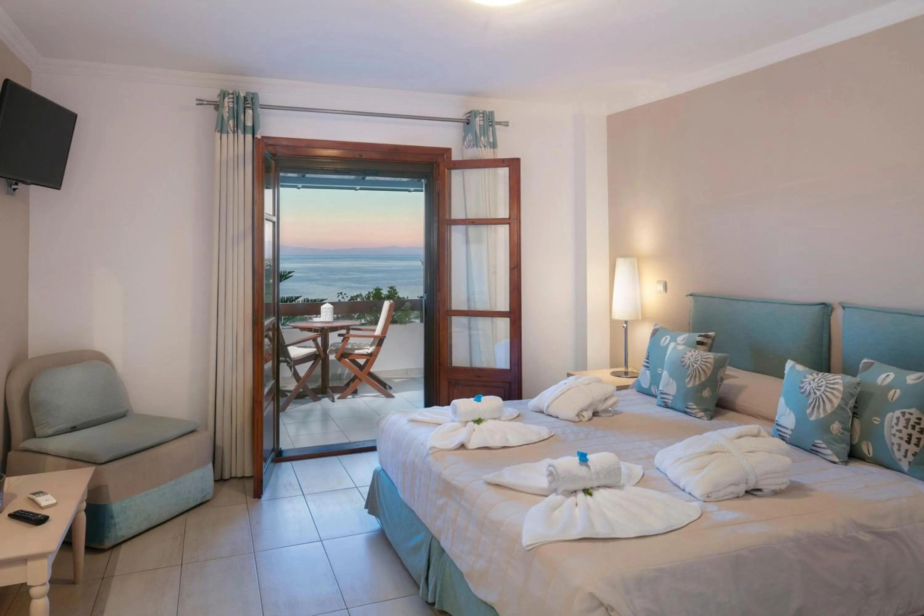 Bedroom, Bed in Magic Hotel