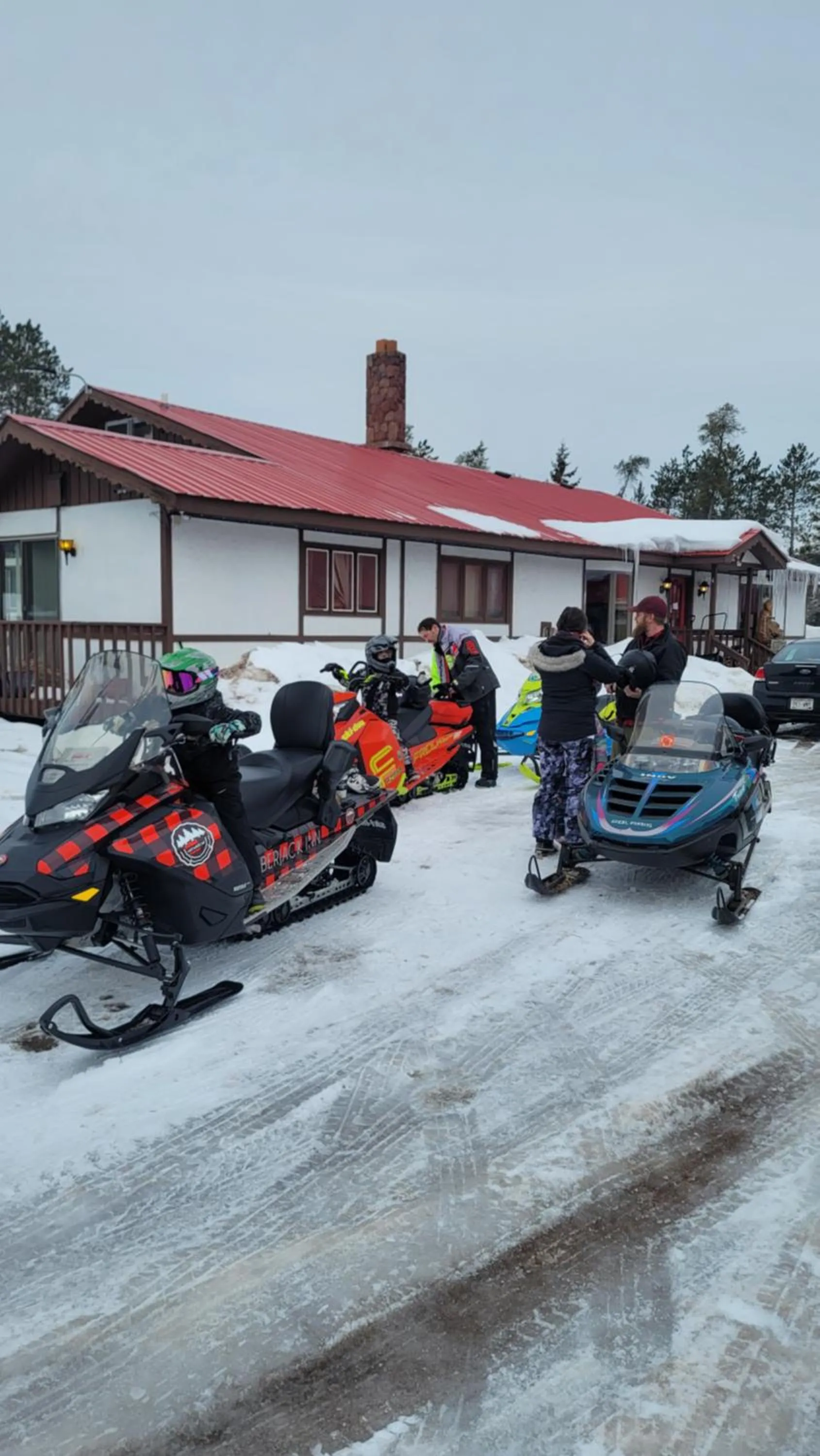 Staff in Northern Pine Inn