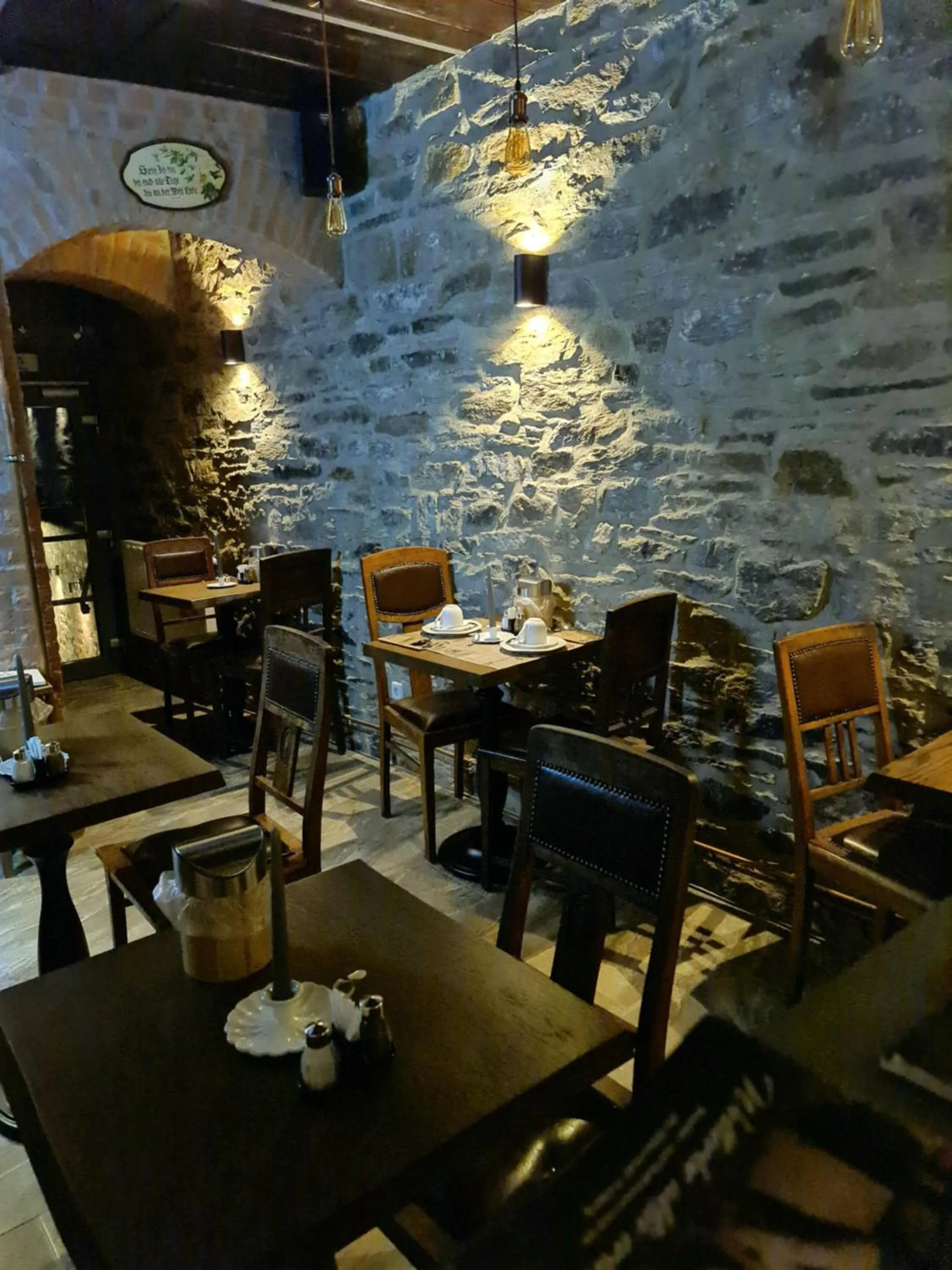 Breakfast in Hotel b&b altes hinterhäusel