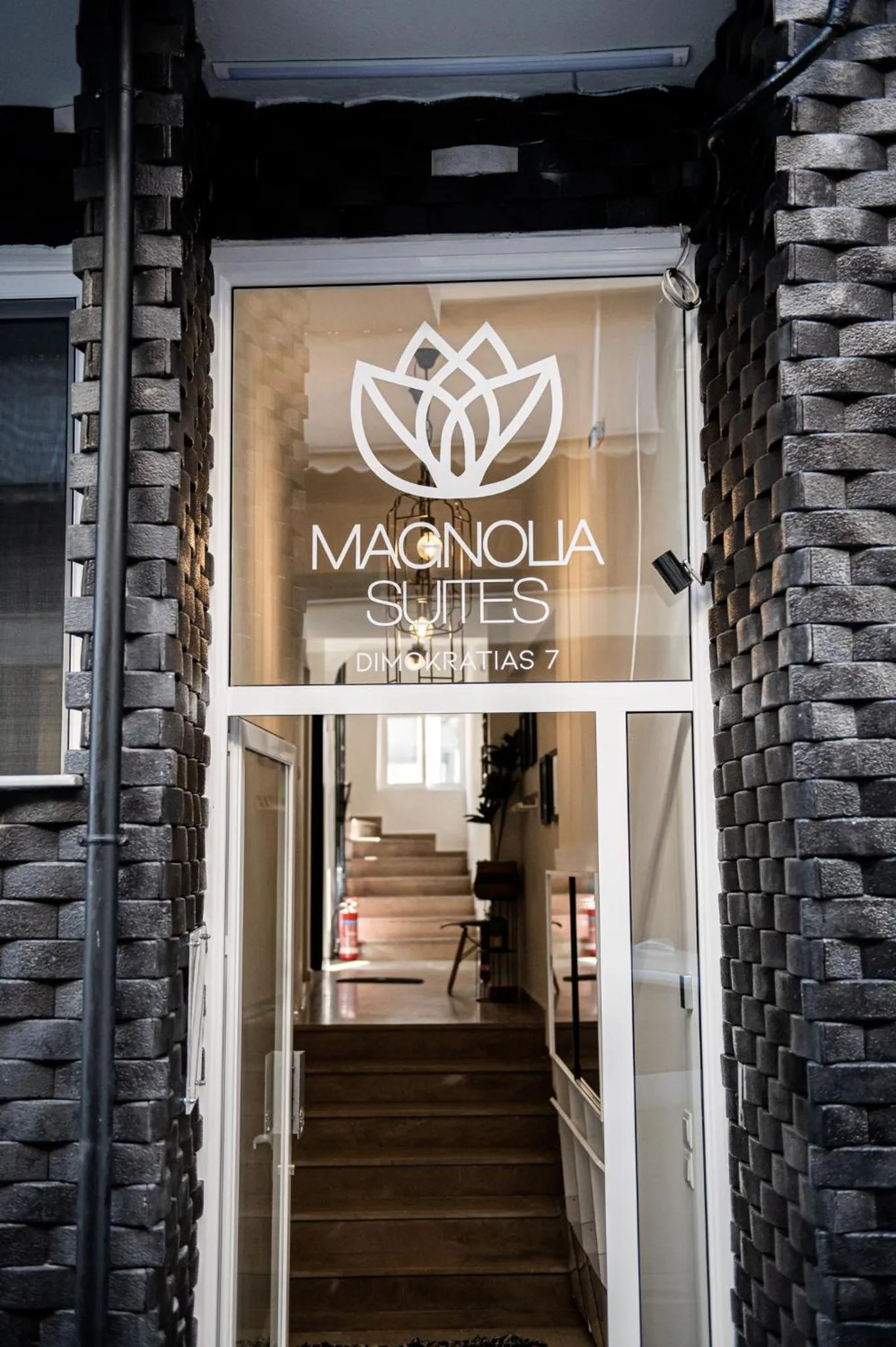 Facade/entrance in MAGNOLIA SUITES