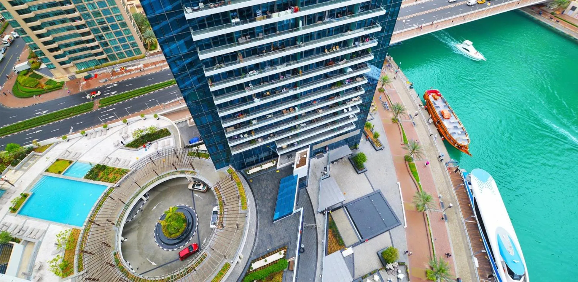 Pool view in Silverene Tower B, Dubai Marina - Vibrant Two Bedroom