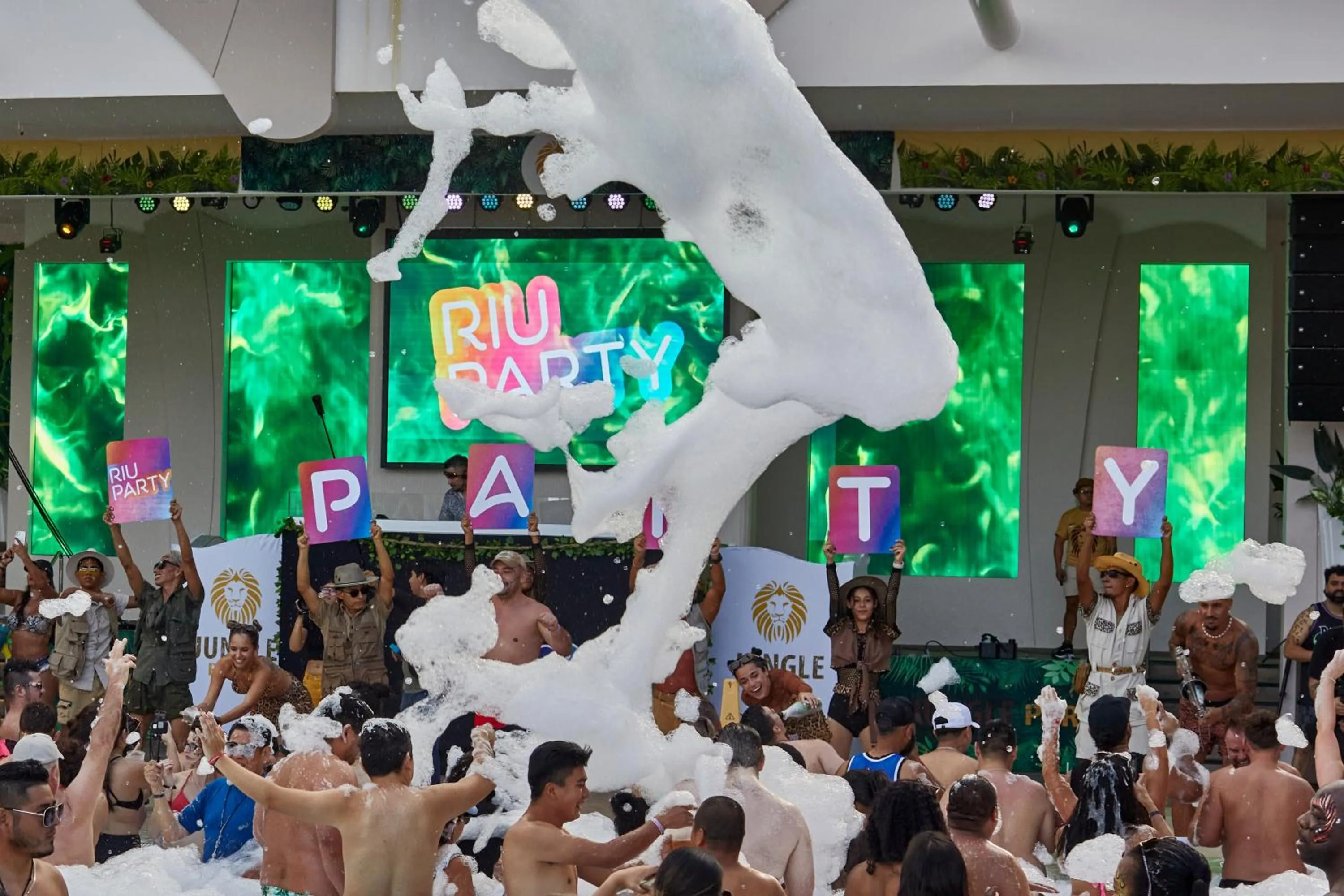 Activities in Riu Caribe - All Inclusive