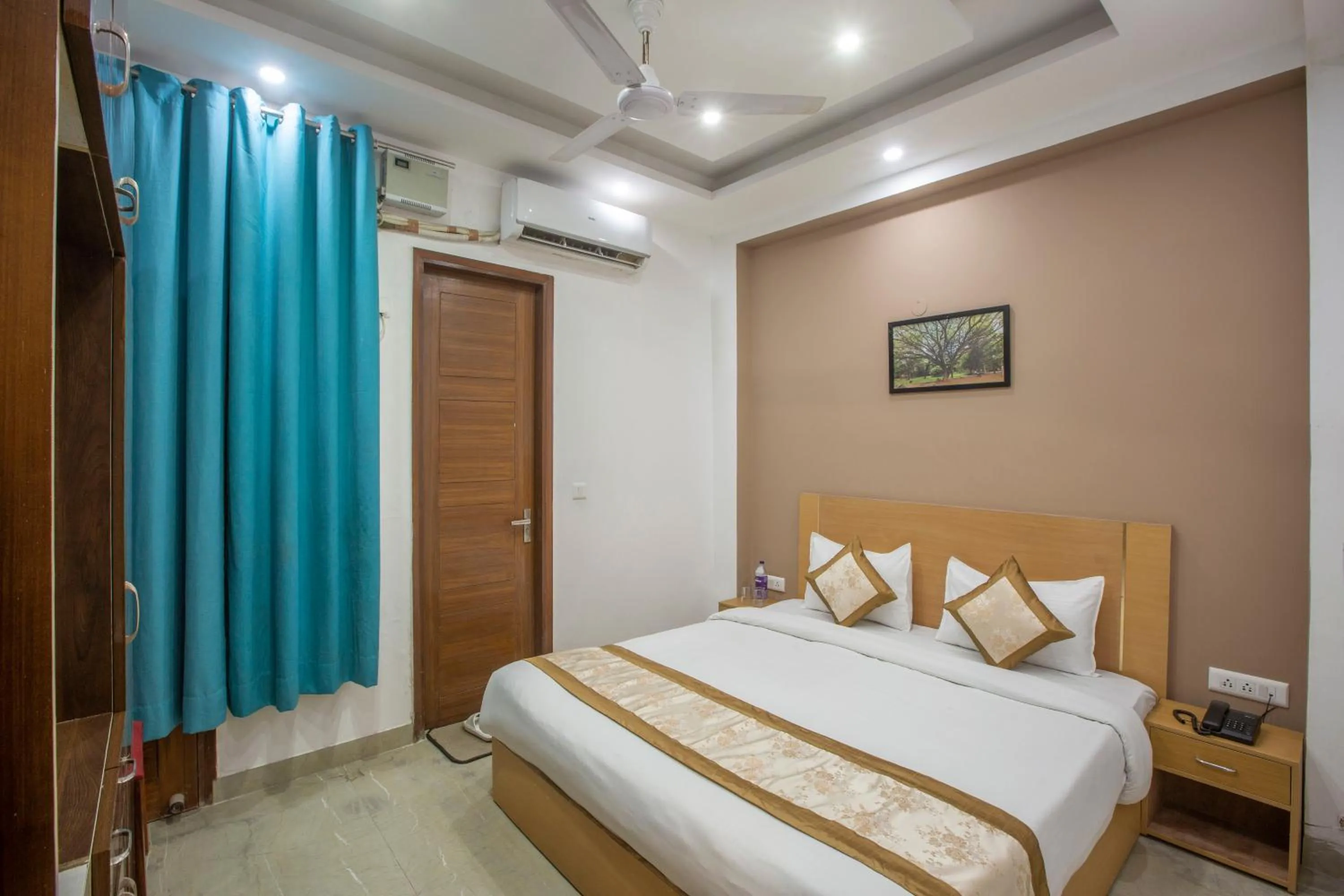 Bed in Hotel Surya Palace By Aura