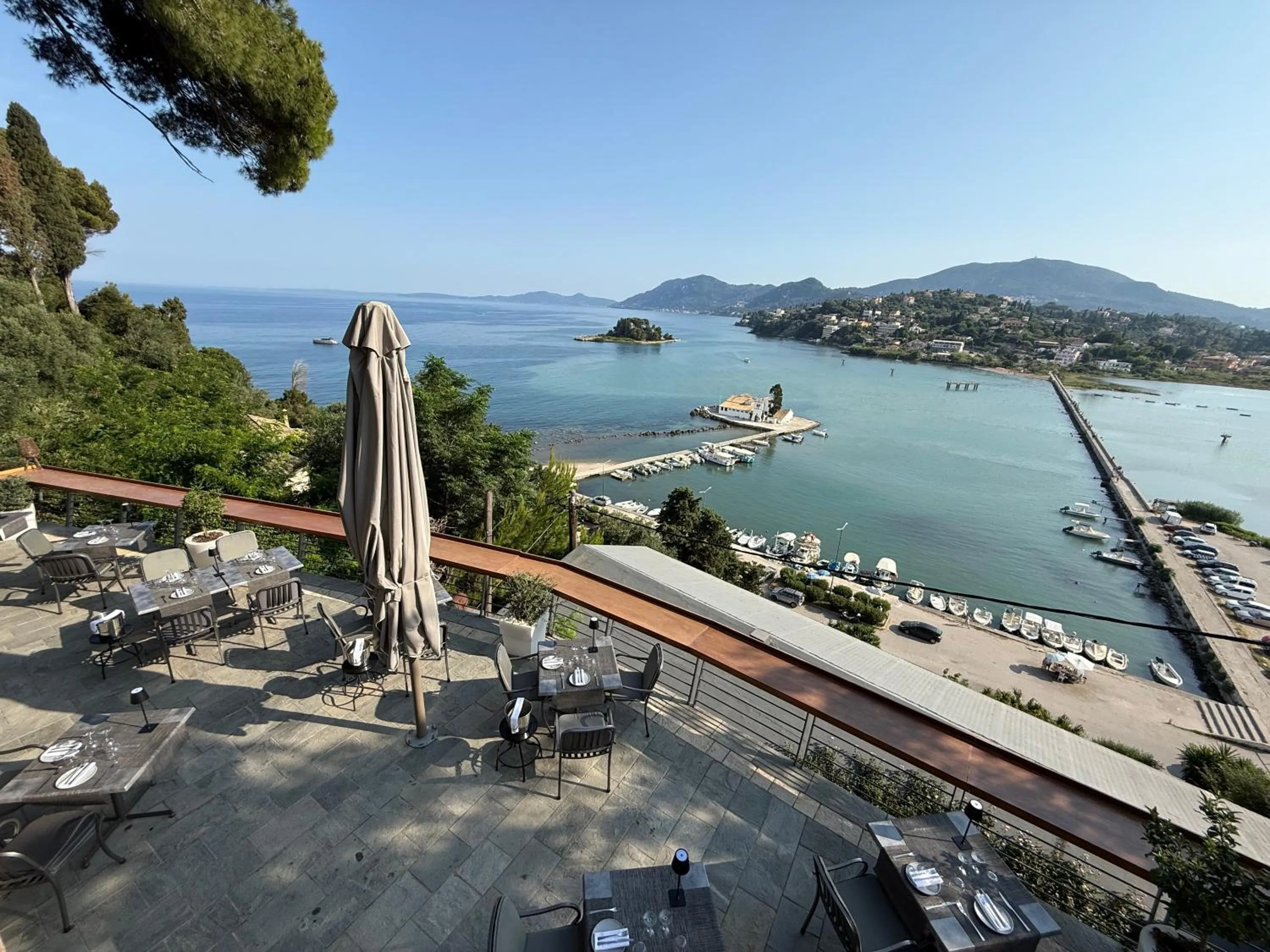 Restaurant/places to eat in Corfu Holiday Palace