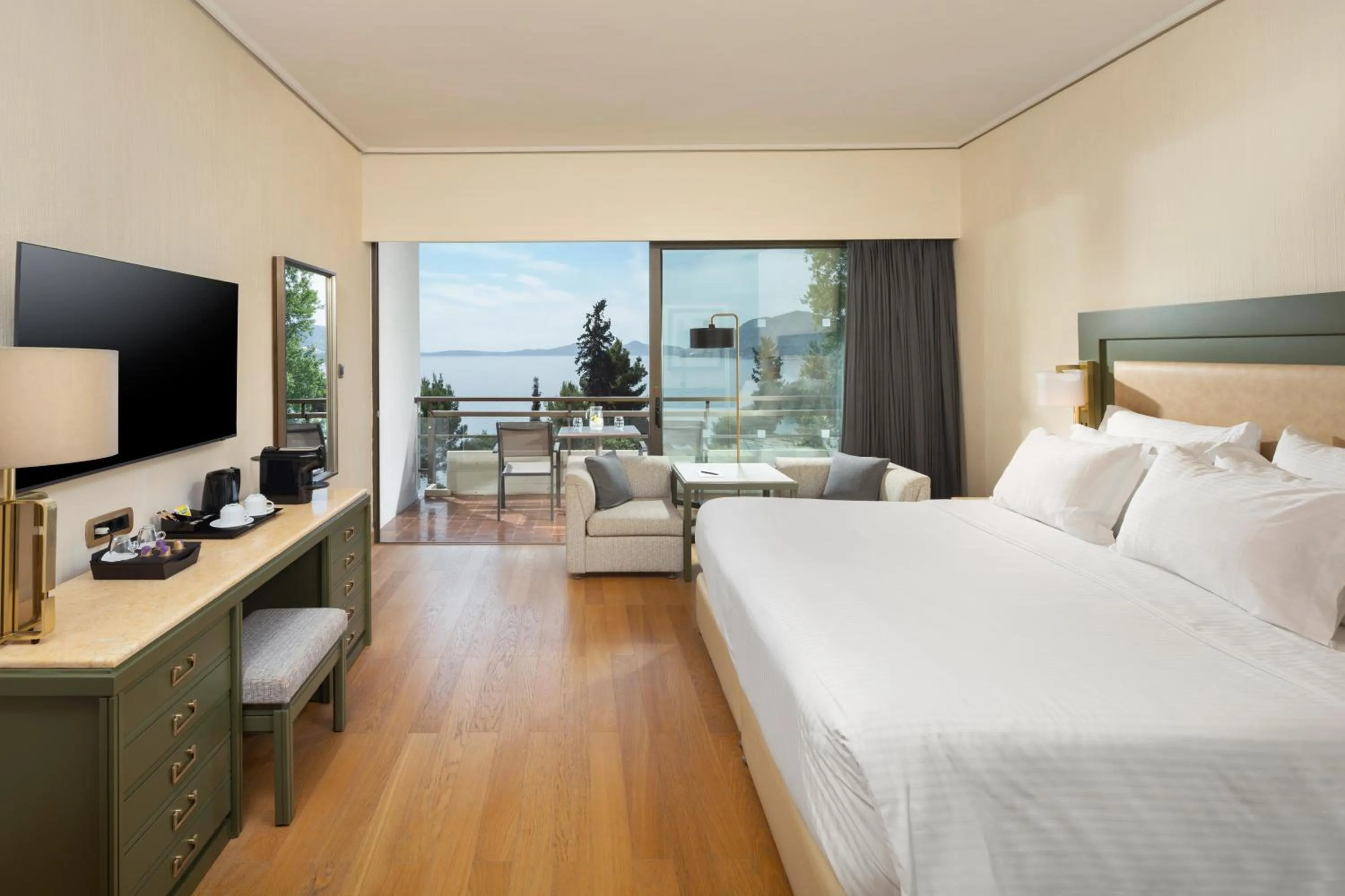 Bedroom, Bed in Corfu Holiday Palace