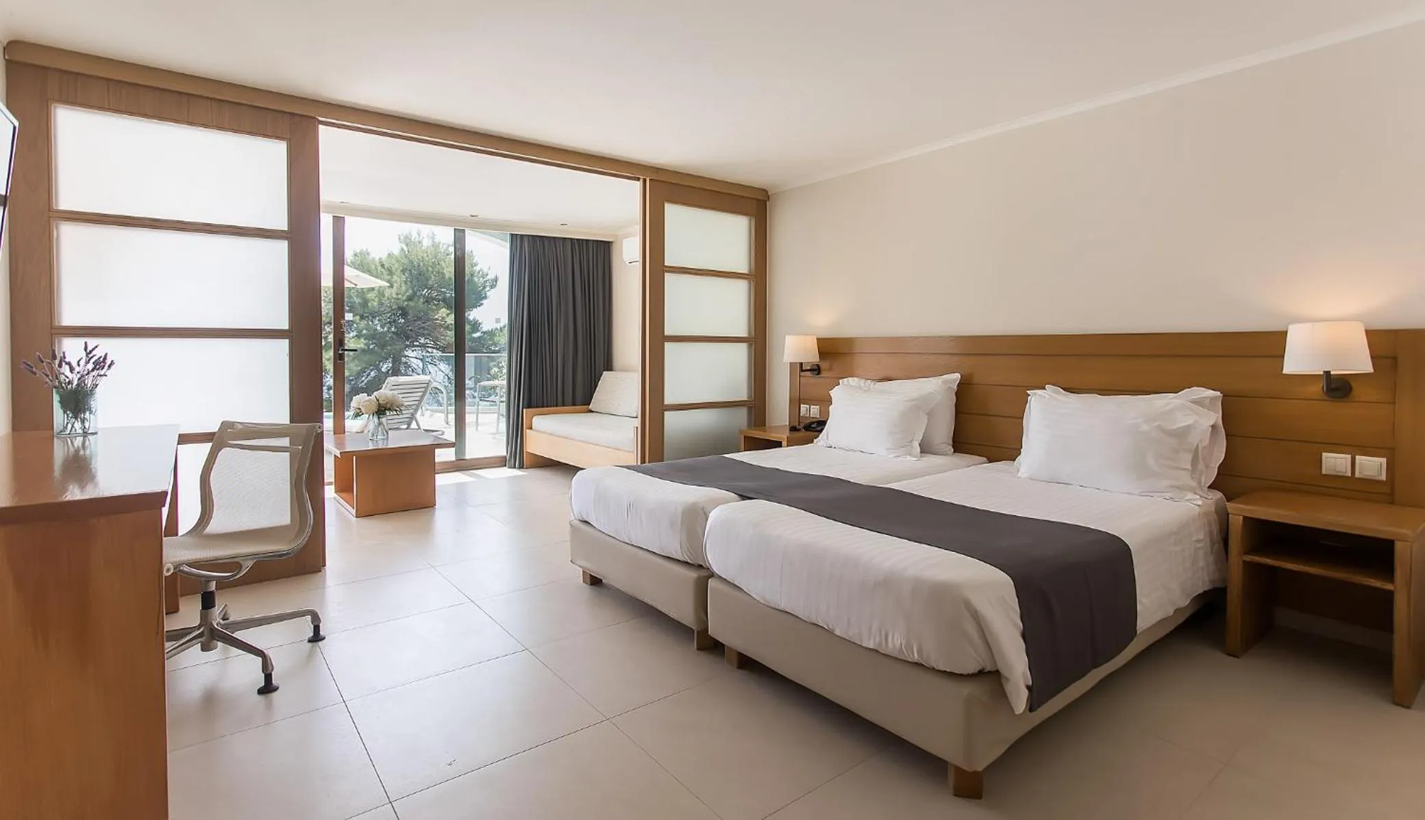 Bedroom, Bed in Corfu Holiday Palace