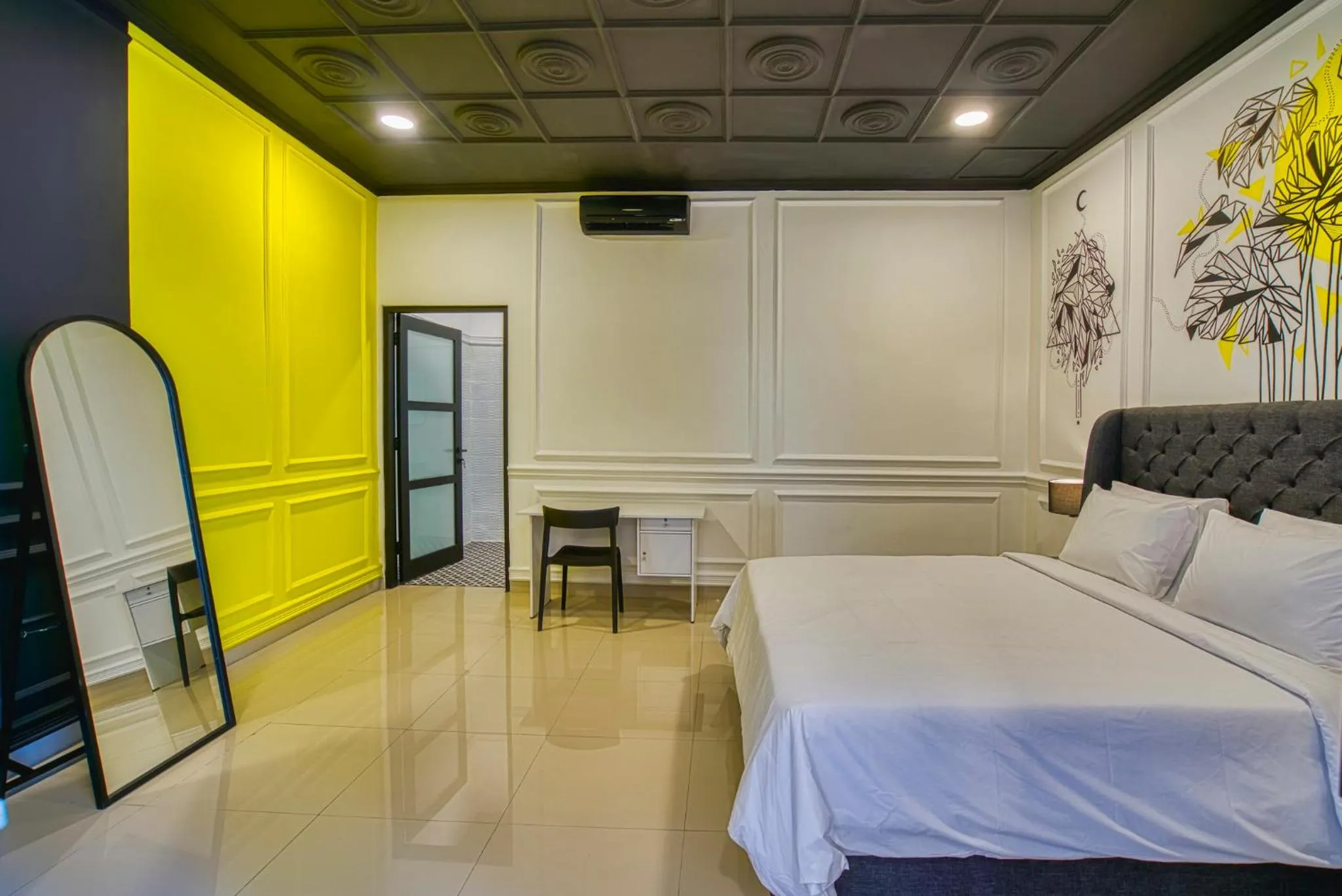 Bedroom, Bed in Villa Canberra - Seminyak