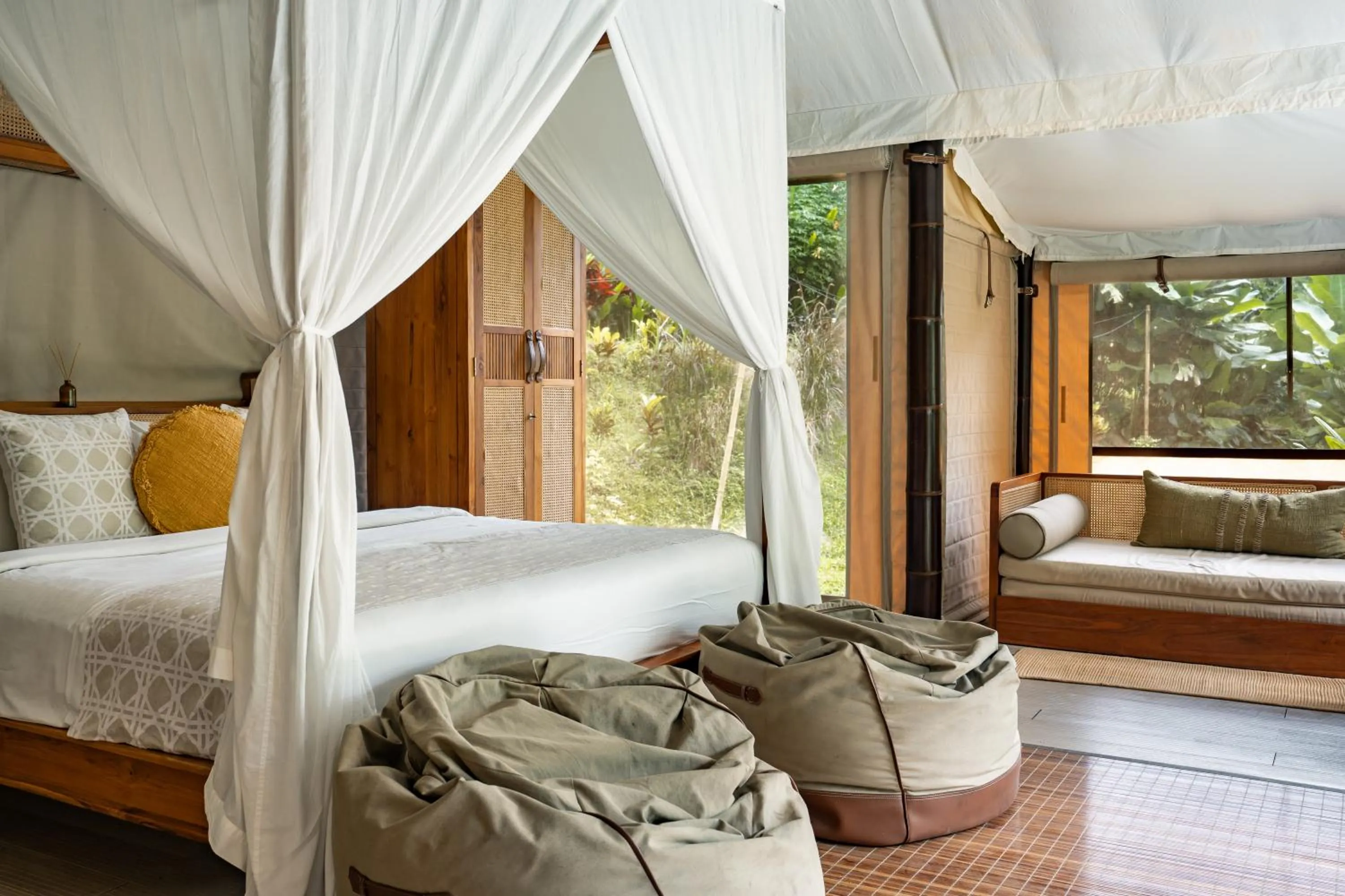 Bed in Nadi Nature Resort - Adults Only