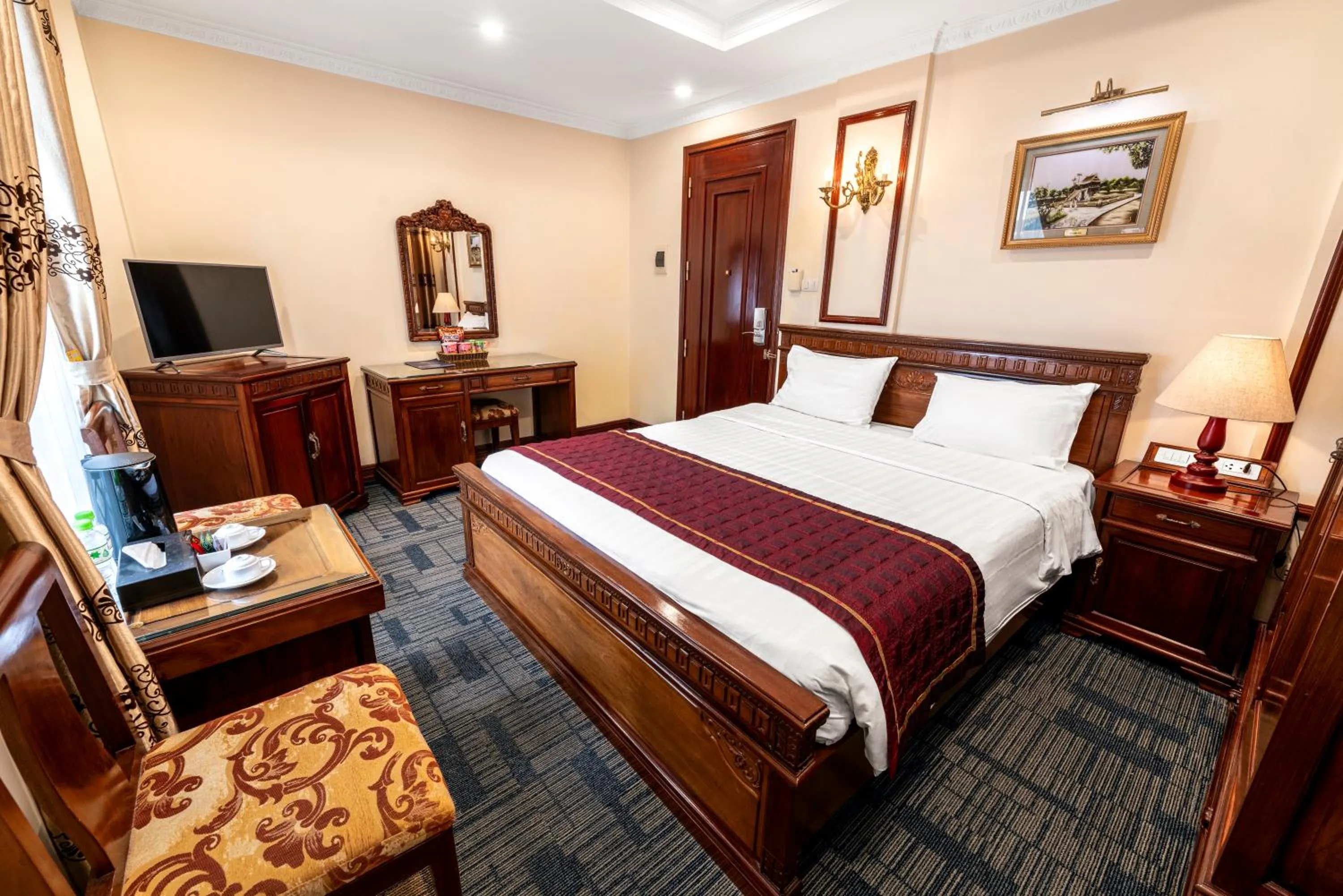 Bed in EDEN HOTEL HÀ NỘI